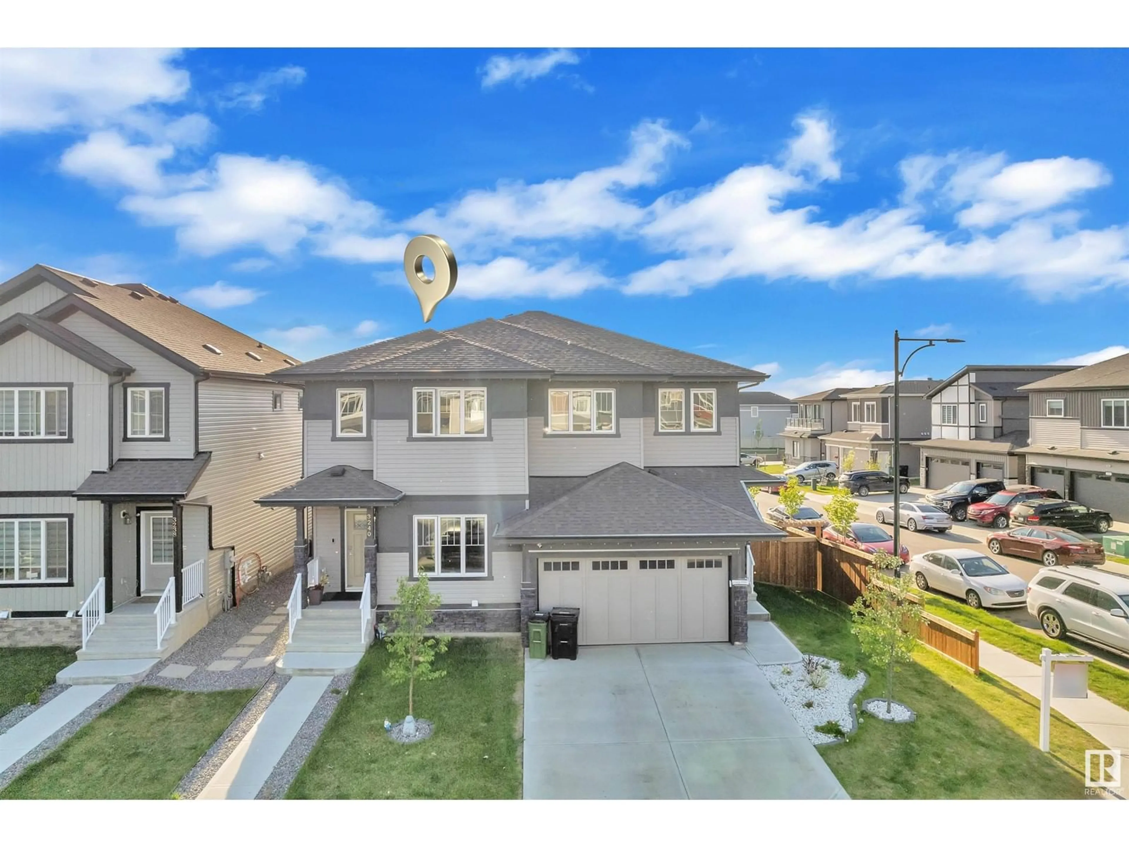 A pic from outside/outdoor area/front of a property/back of a property/a pic from drone, street for NW - 3240 4 ST, Edmonton Alberta T6T2S9
