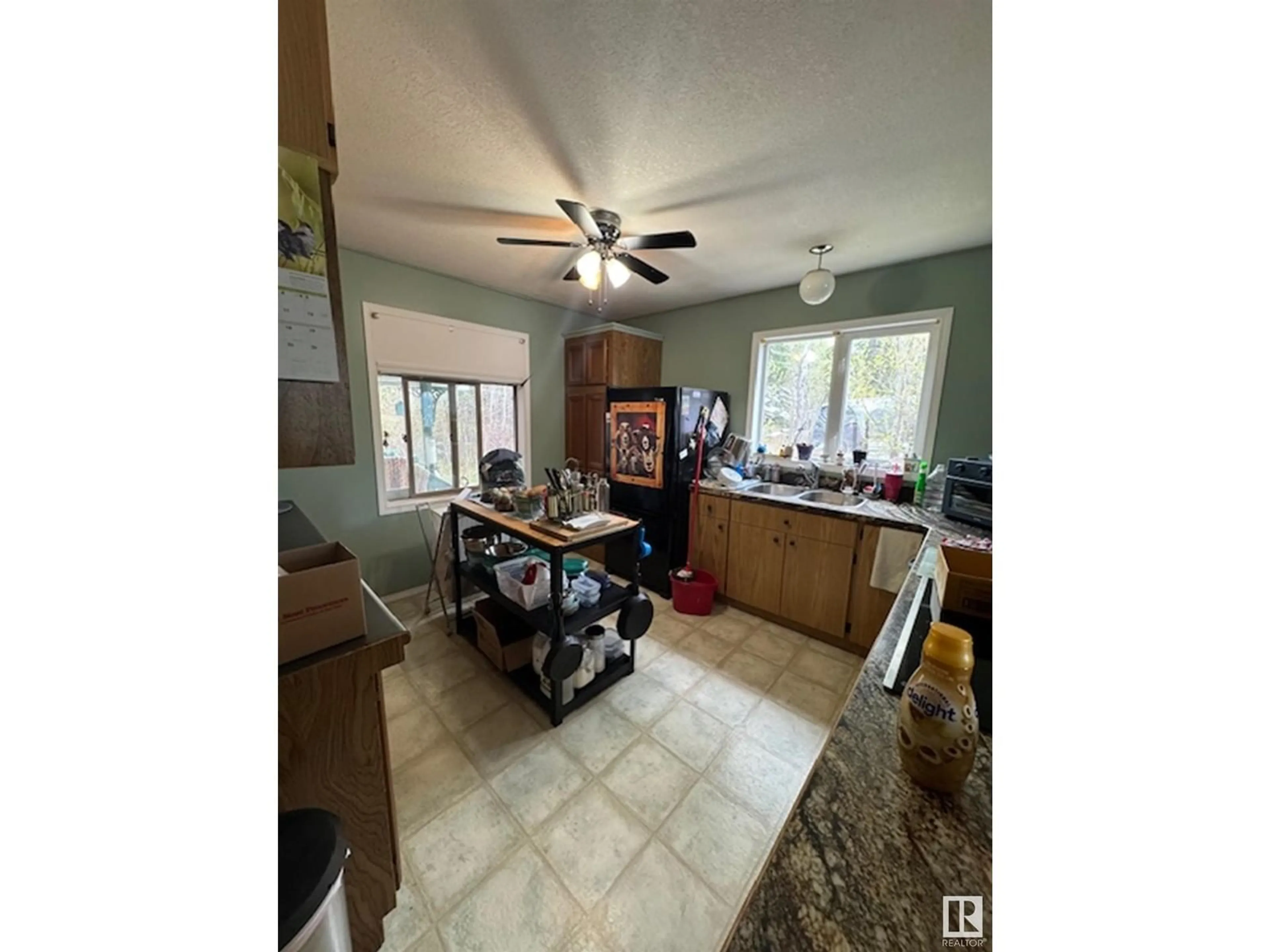 Open concept kitchen, ceramic/tile floor for 130 IDLE HOURS DRIVE, Rural Barrhead County Alberta T0E1A0