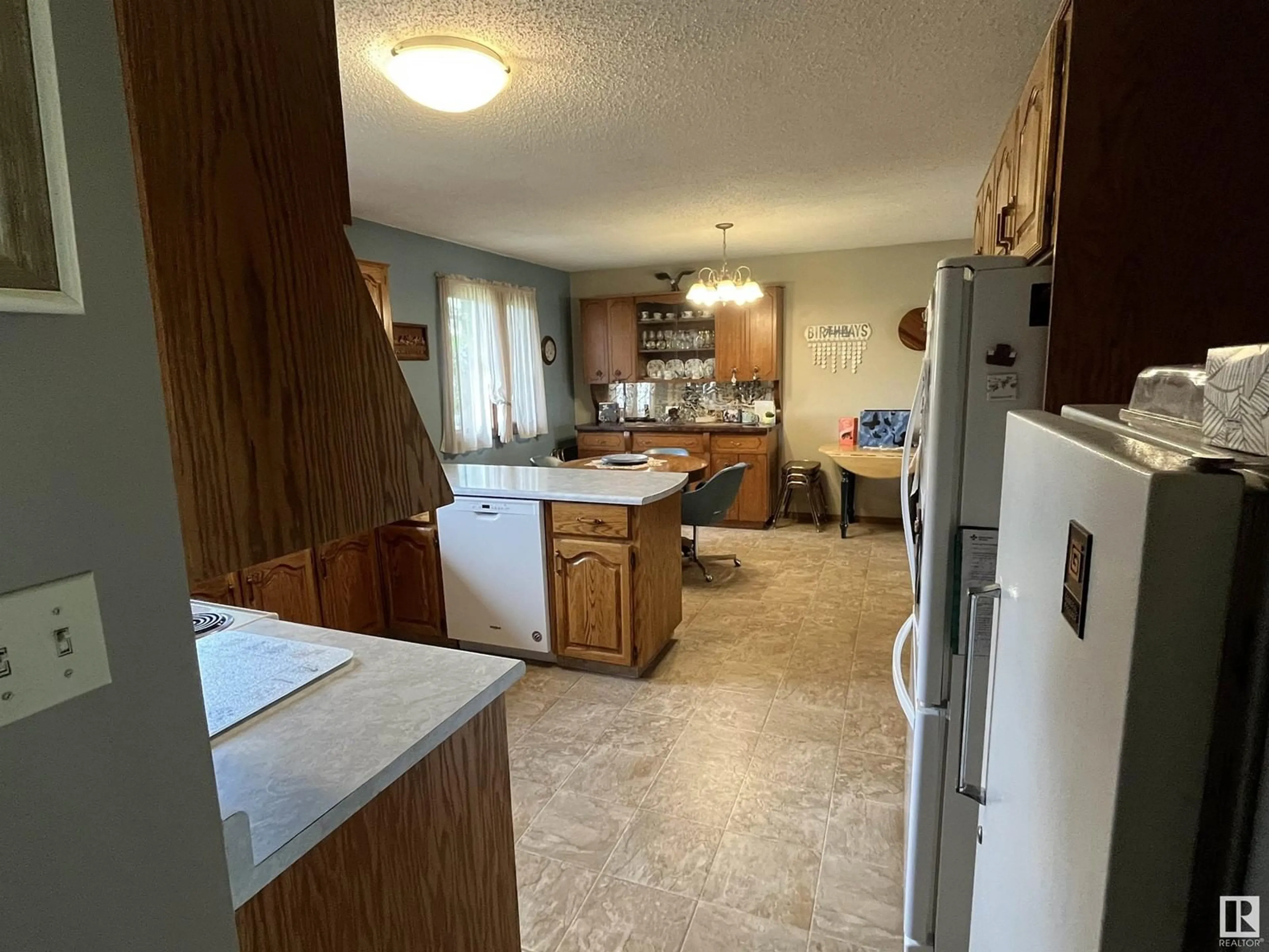 Unknown for 5120 51 AV, Viking Alberta T0B4N0