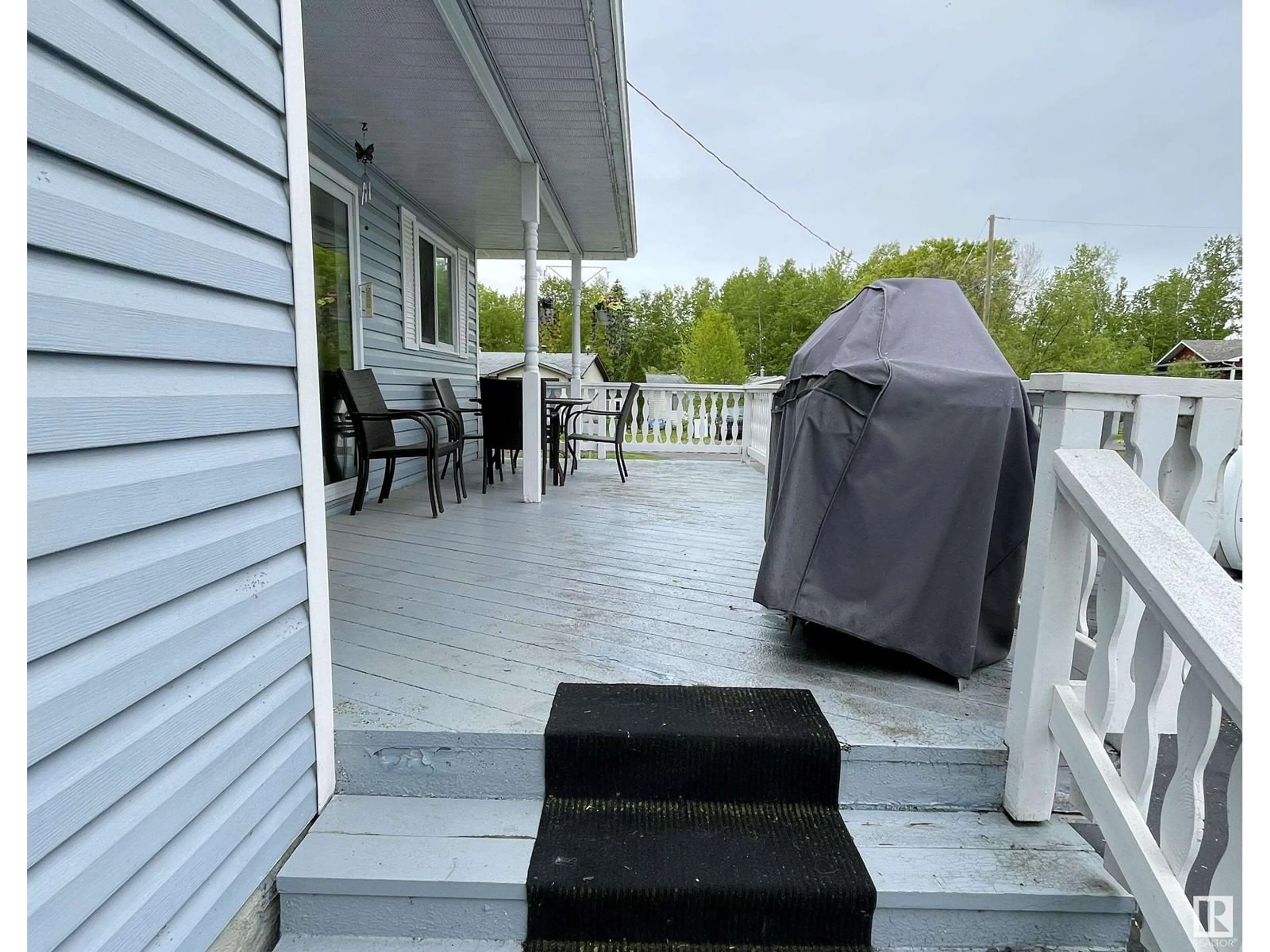 Patio, water/lake/river/ocean view for 509 5 ST, Rural Lac Ste. Anne County Alberta T0E0A0