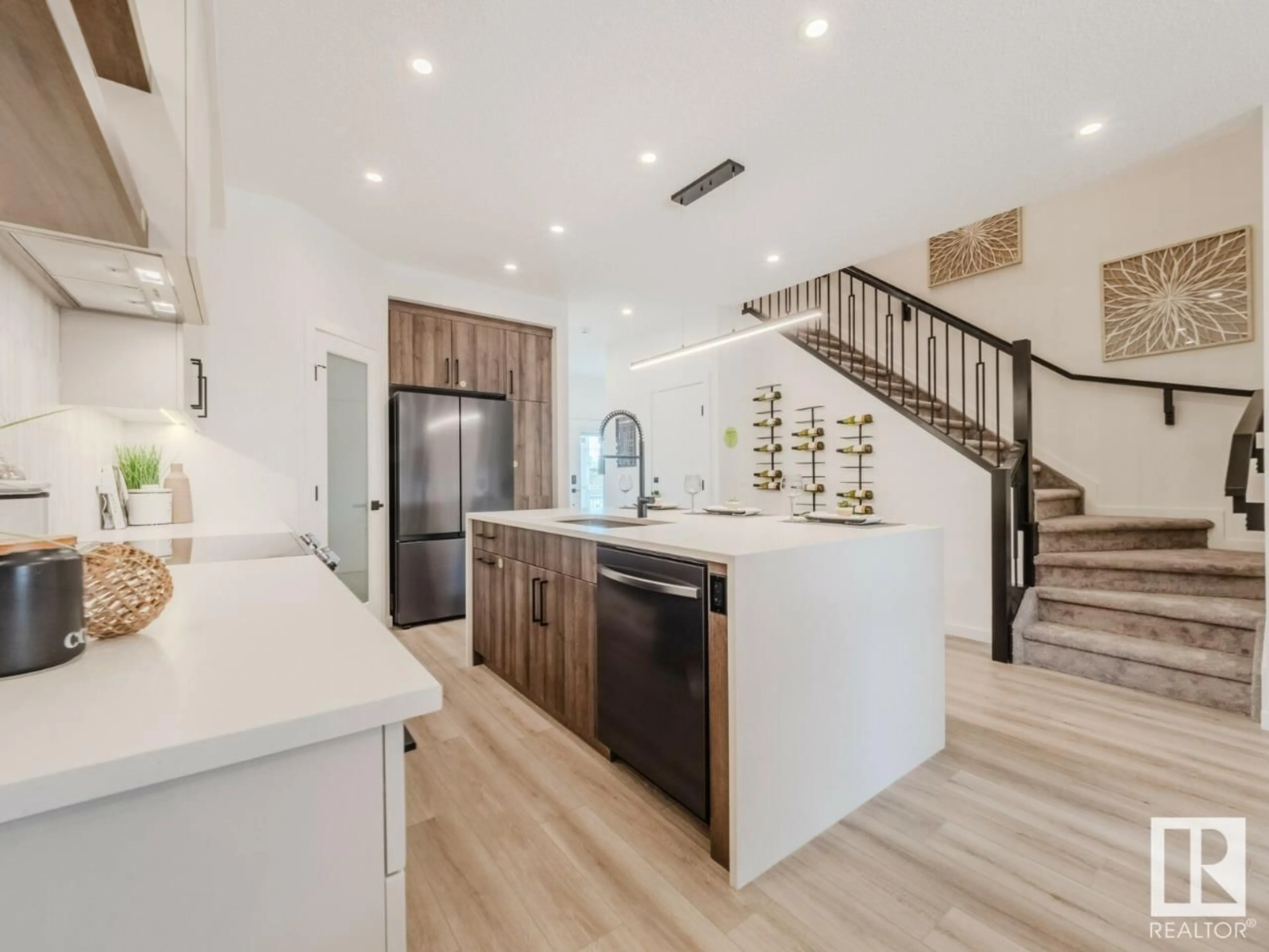 Open concept kitchen, unknown for 744 MATTSON DR, Edmonton Alberta T6X1A3