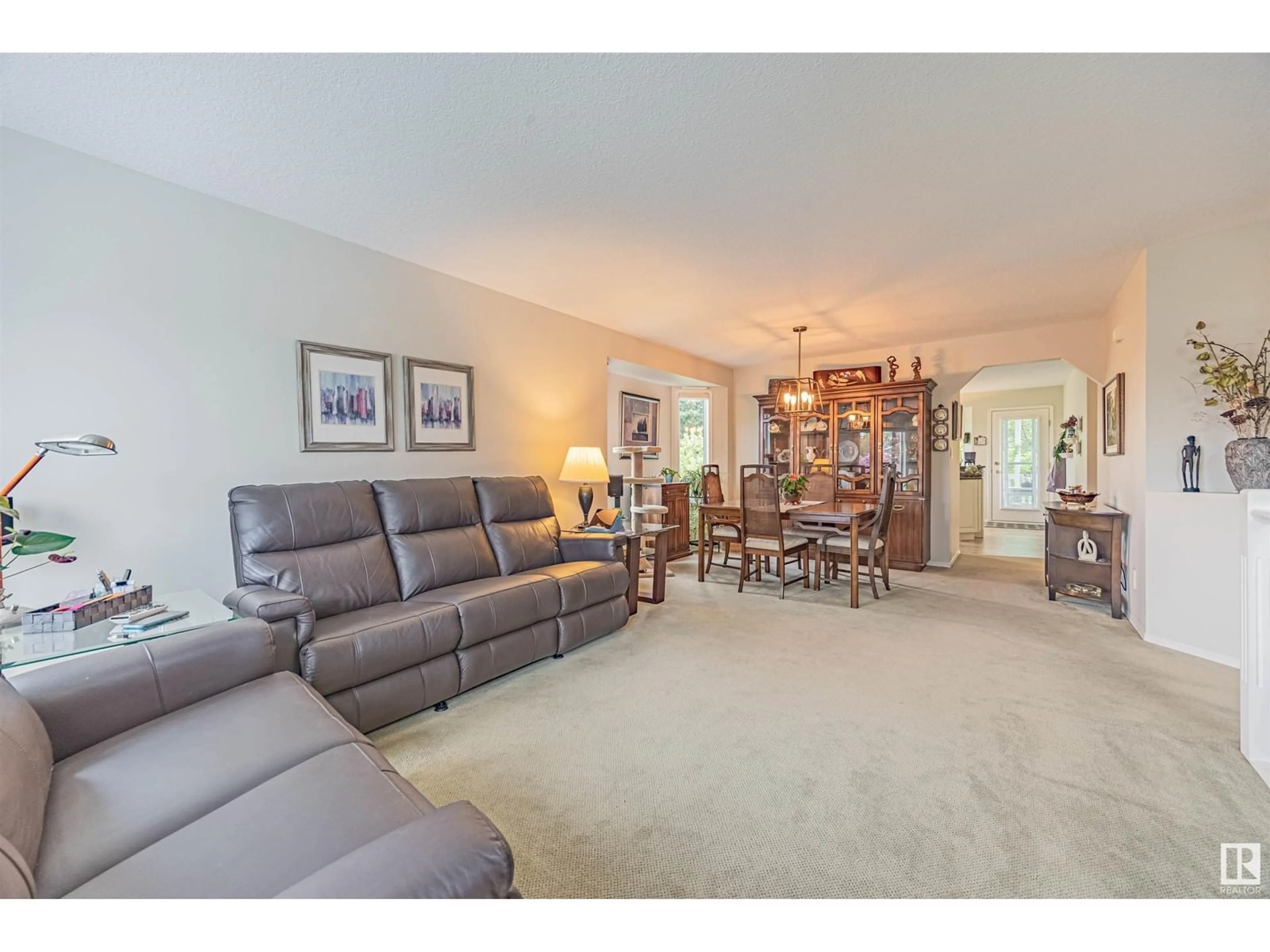 Living room with furniture, unknown for 31 ELSINORE PL, Edmonton Alberta T5X5W3