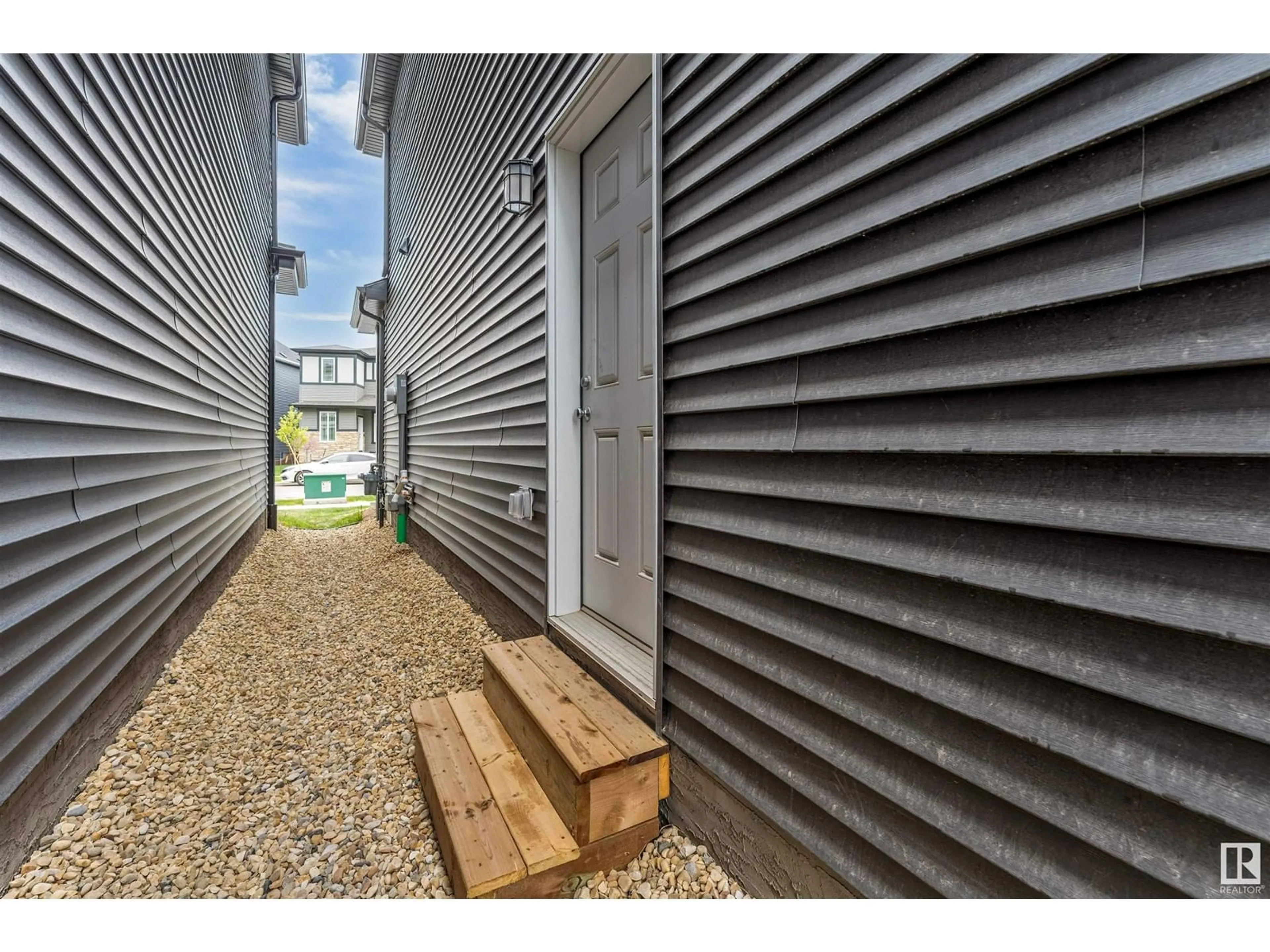 Unknown for SW SW - 1112 PLUM LN, Edmonton Alberta T6X3A7