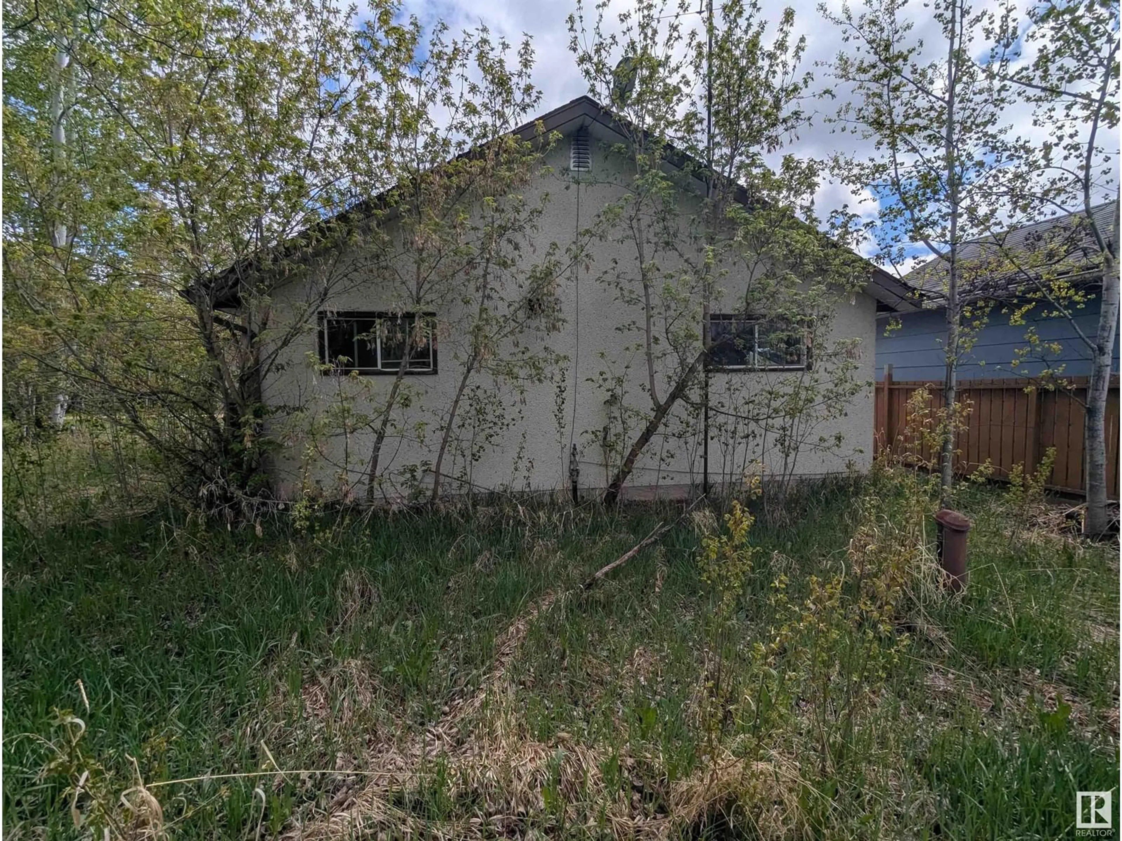 Shed for 55504 - 421 NIKOODI ROAD, Glenevis Alberta T0E0A7