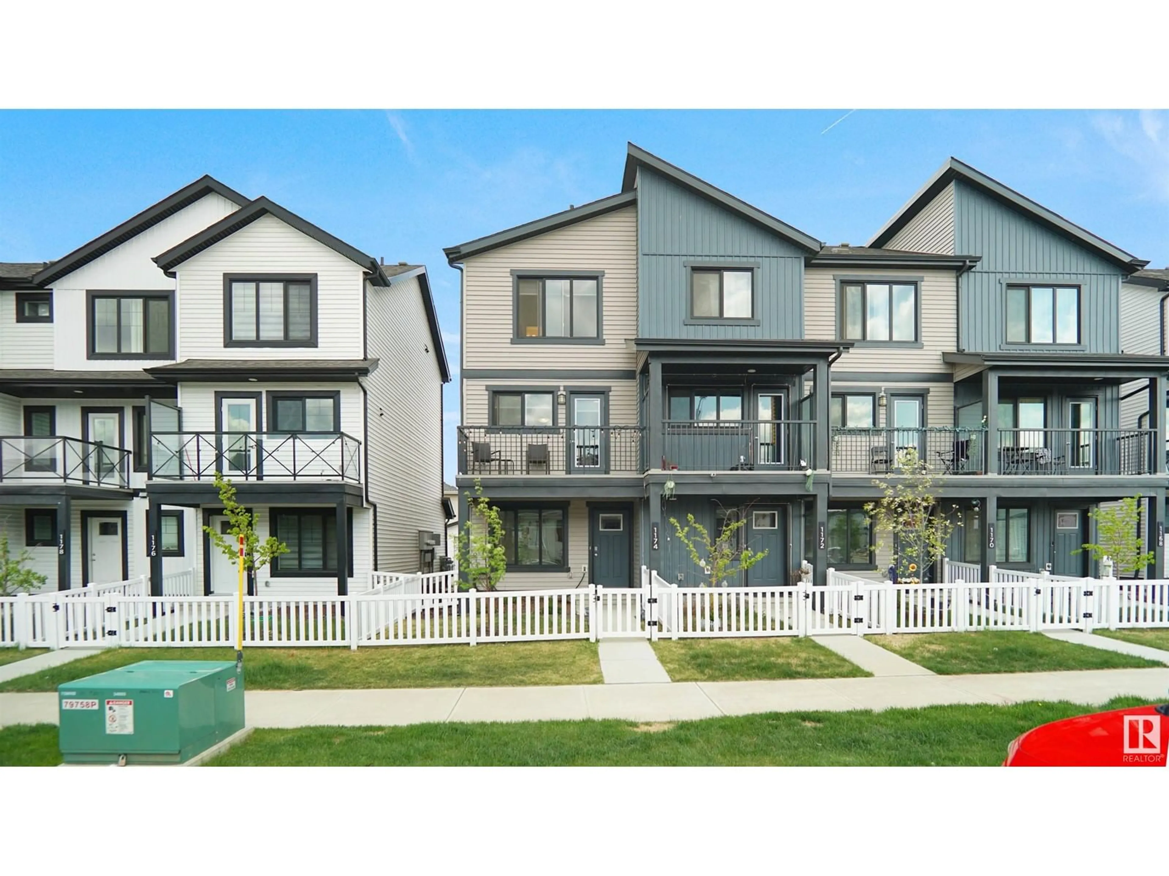 Home with vinyl exterior material, street for 1174 ASTER BV, Edmonton Alberta T6T2S2