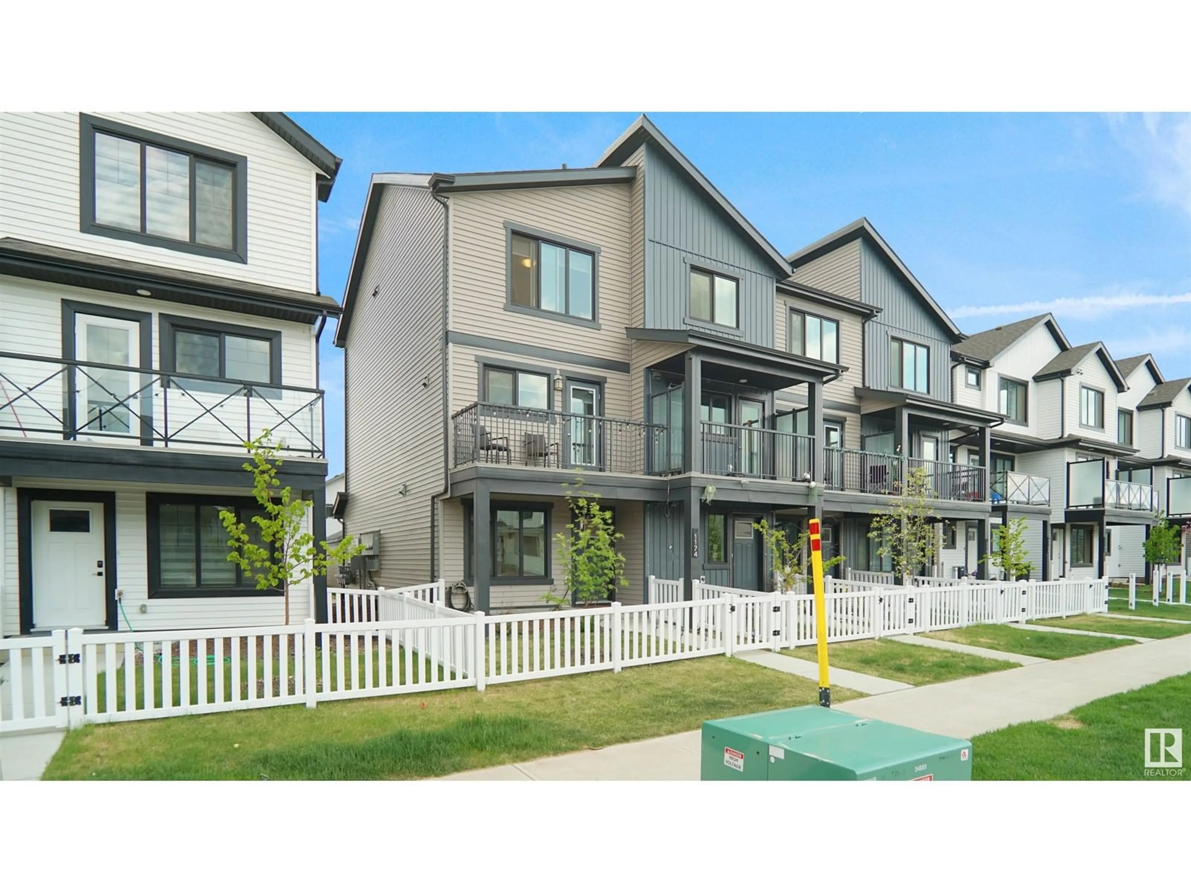 Home with vinyl exterior material, street for 1174 ASTER BV, Edmonton Alberta T6T2S2