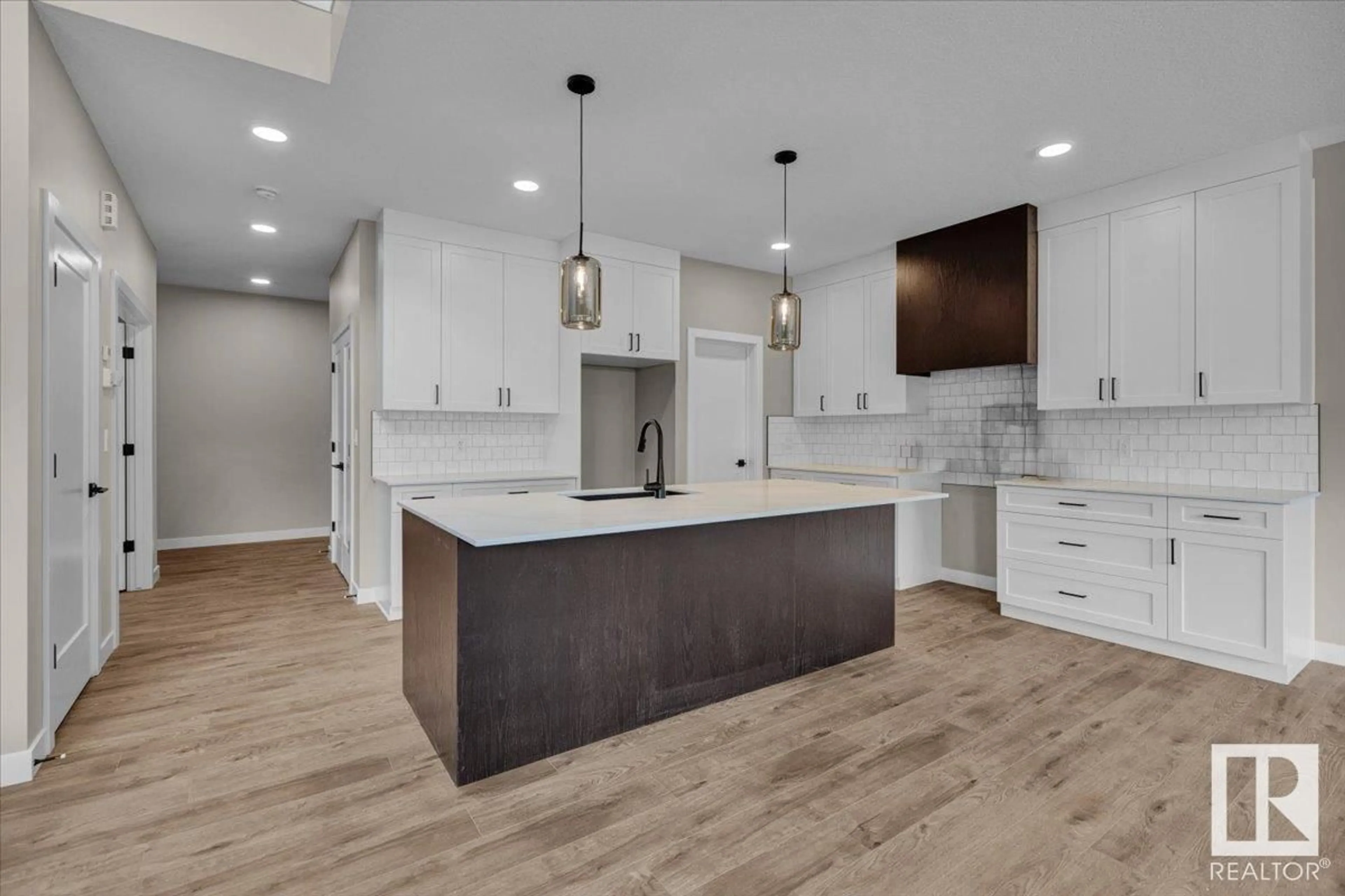 Open concept kitchen, unknown for 114 HEMINGWAY CR, Spruce Grove Alberta T7X3W3