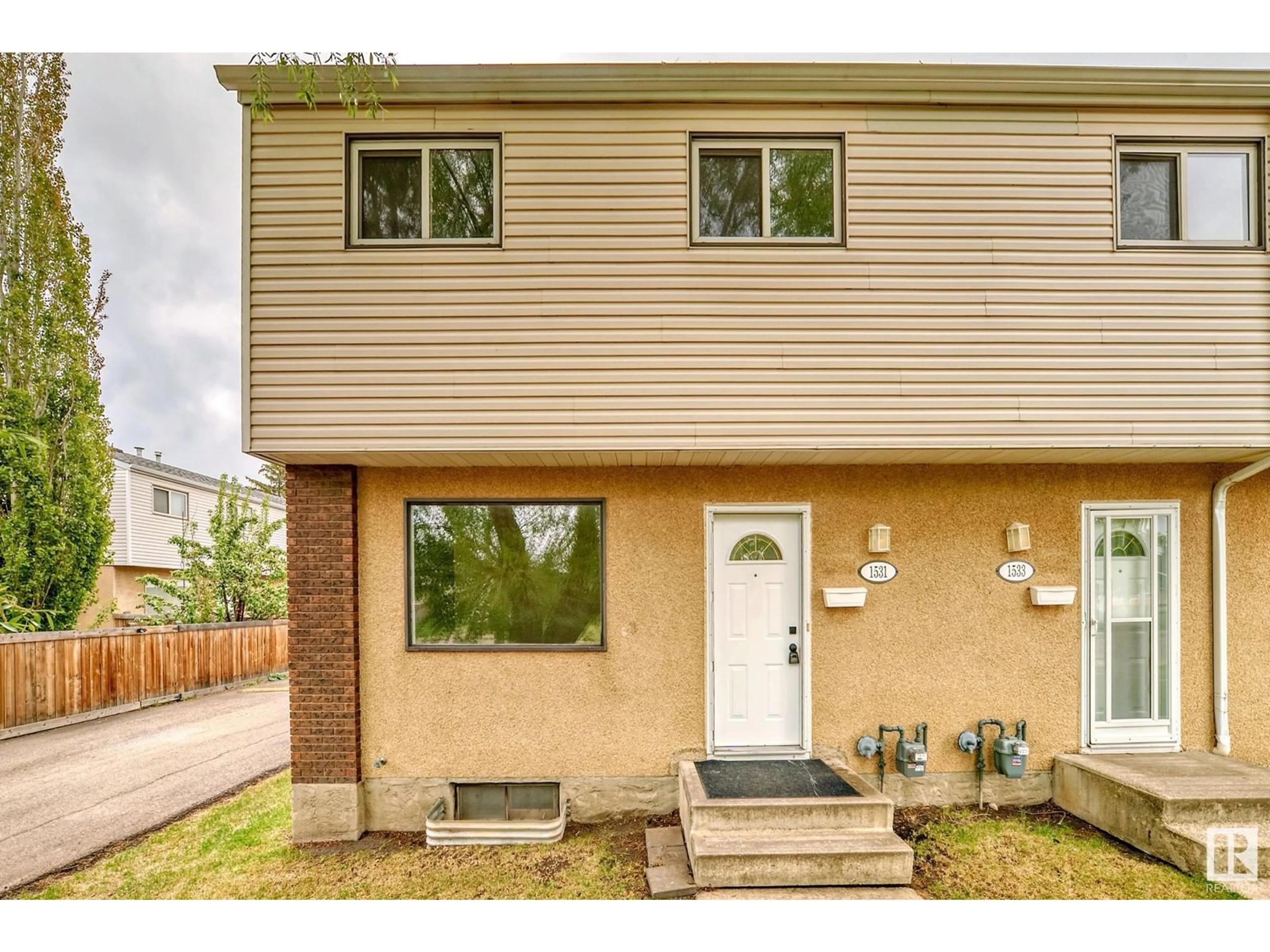 Unknown for NW - 1531 KNOTTWOOD N, Edmonton Alberta T6K2B8