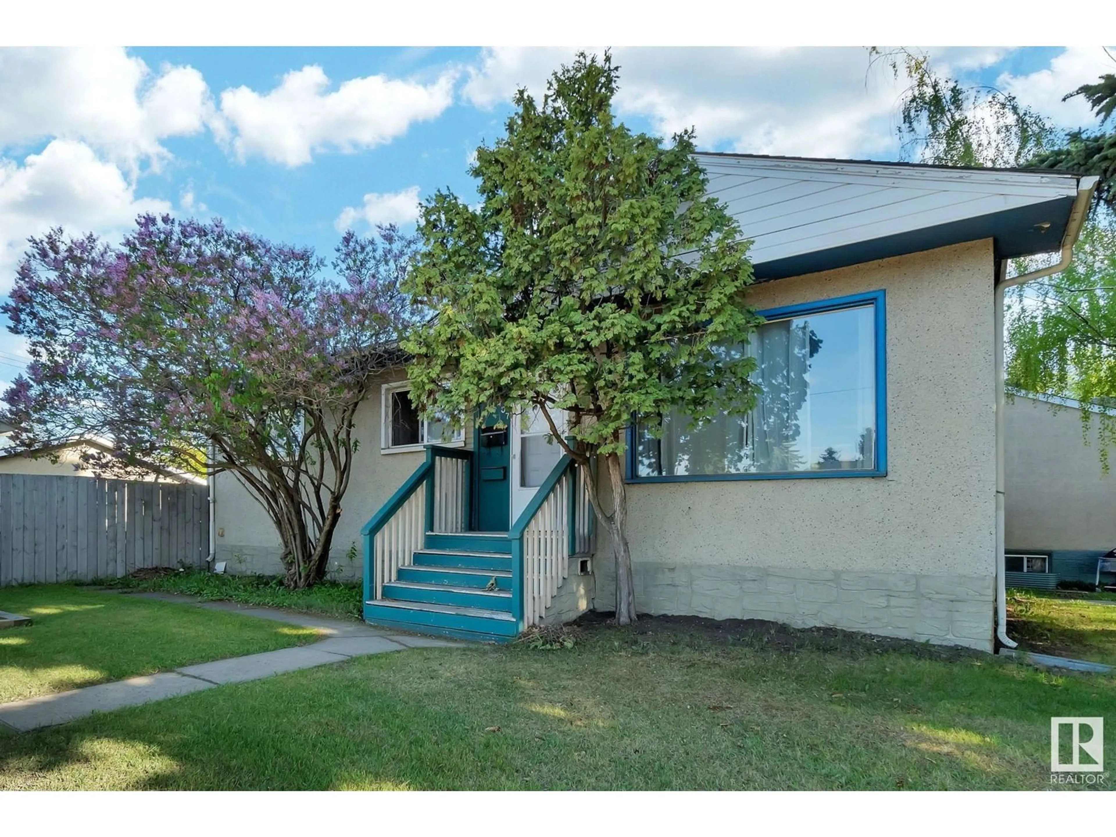Unknown for 12707 107 AV, Edmonton Alberta T5M1Z7