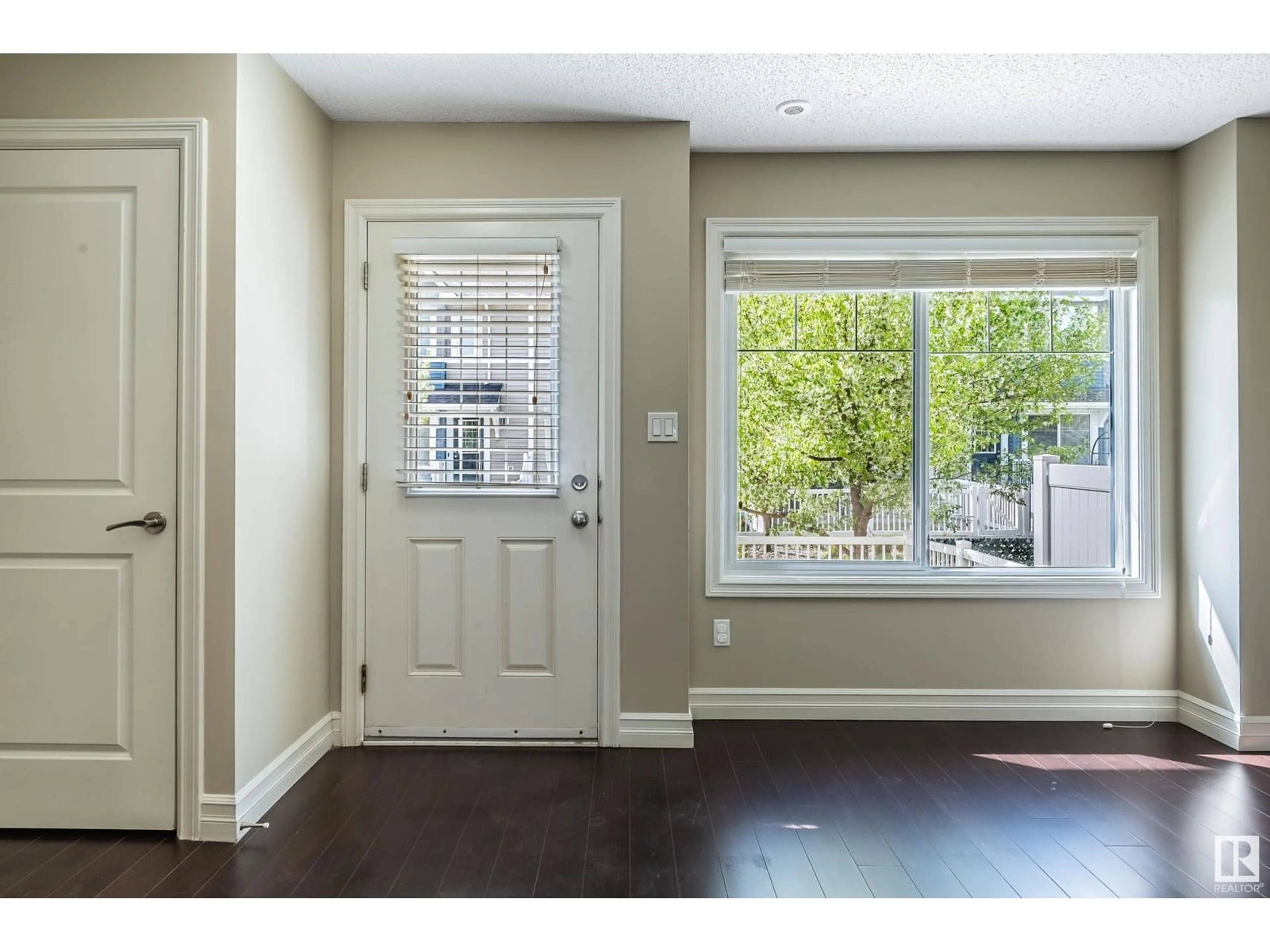 Indoor entryway for 415 - 41 CLAREVIEW RD, Edmonton Alberta T5A0Z6