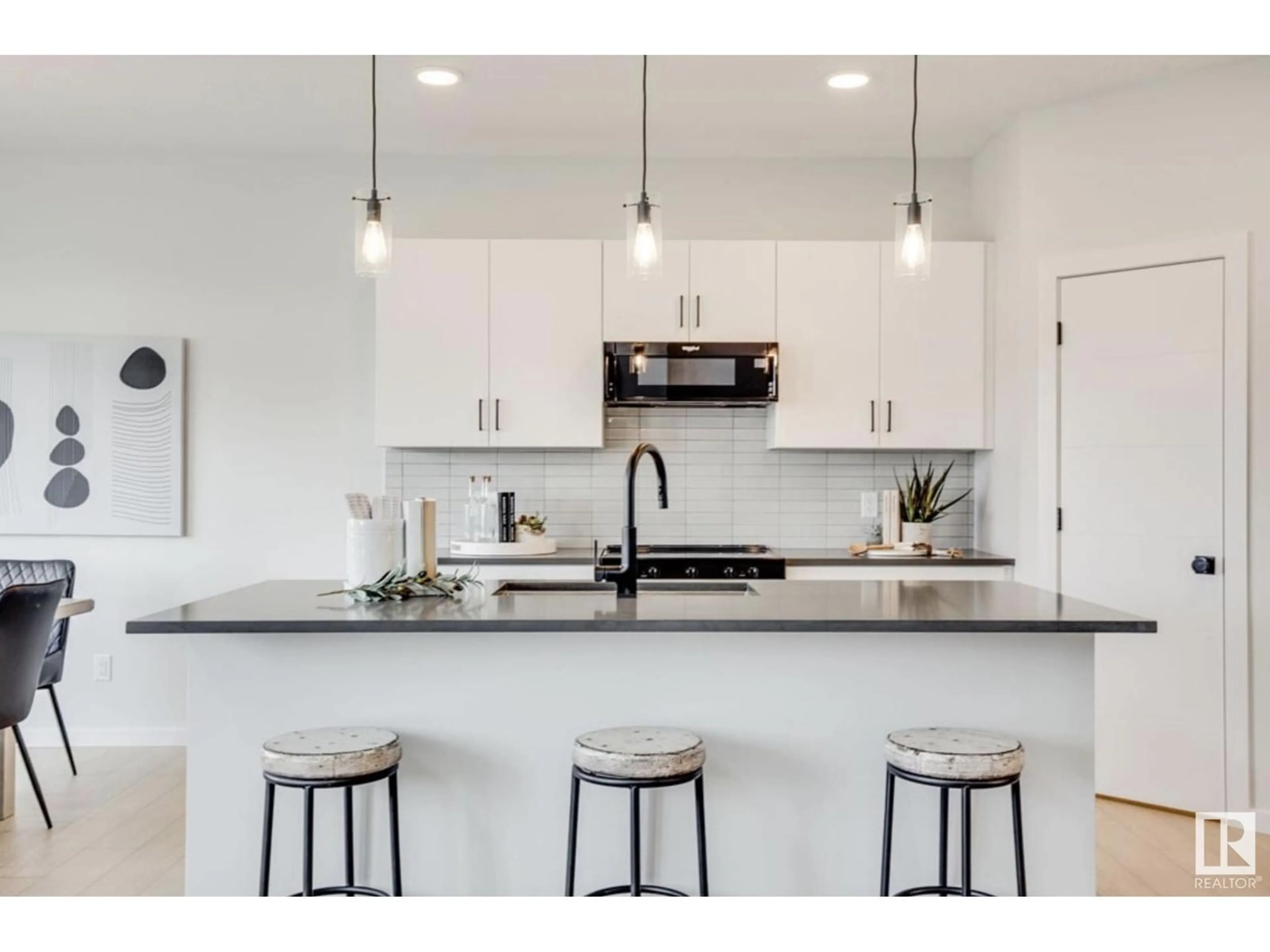 Open concept kitchen, ceramic/tile floor for 22816 82 AVE NW, Edmonton Alberta T5T7X9