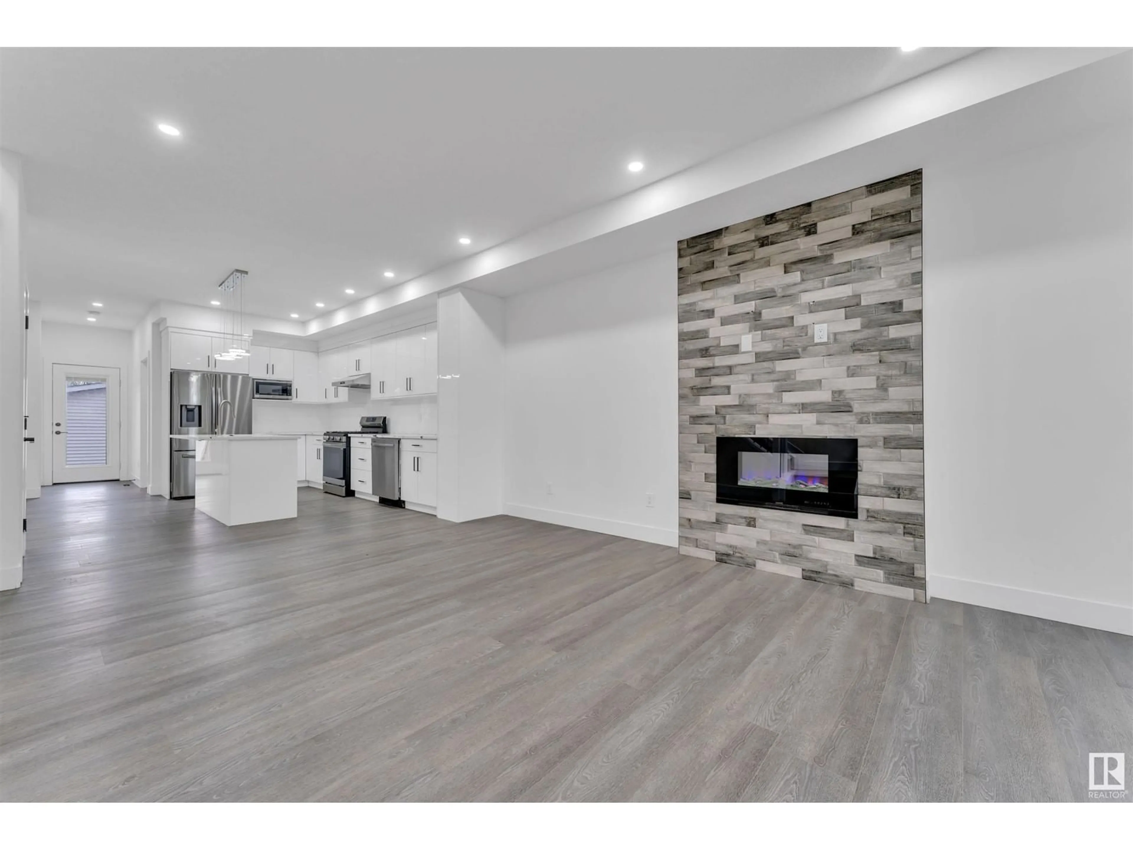 Open concept kitchen, unknown for 7540 81 AV, Edmonton Alberta T6C0B5