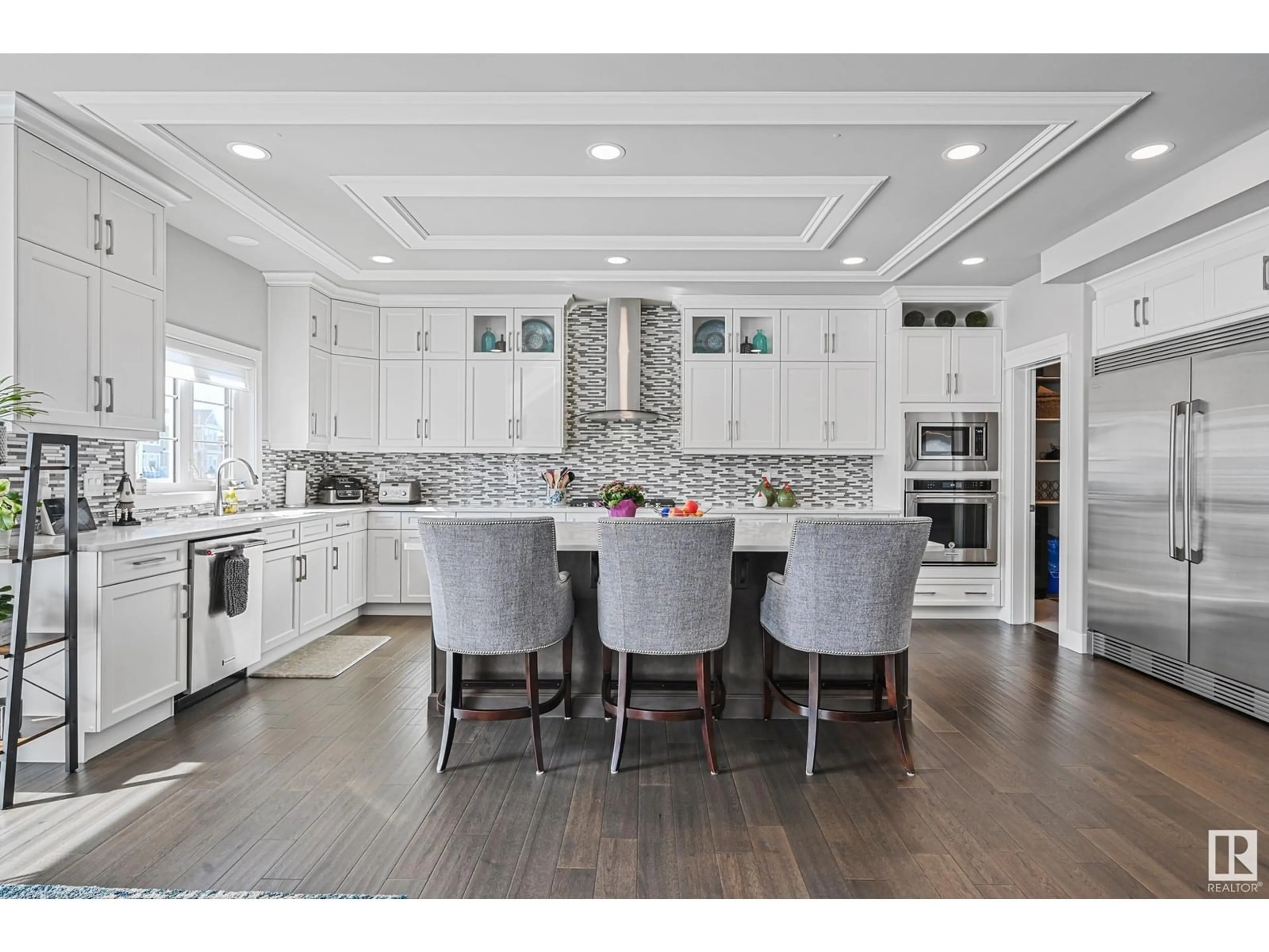 Open concept kitchen, ceramic/tile floor for NW - 4735 WOOLSEY CM, Edmonton Alberta T6W2B9