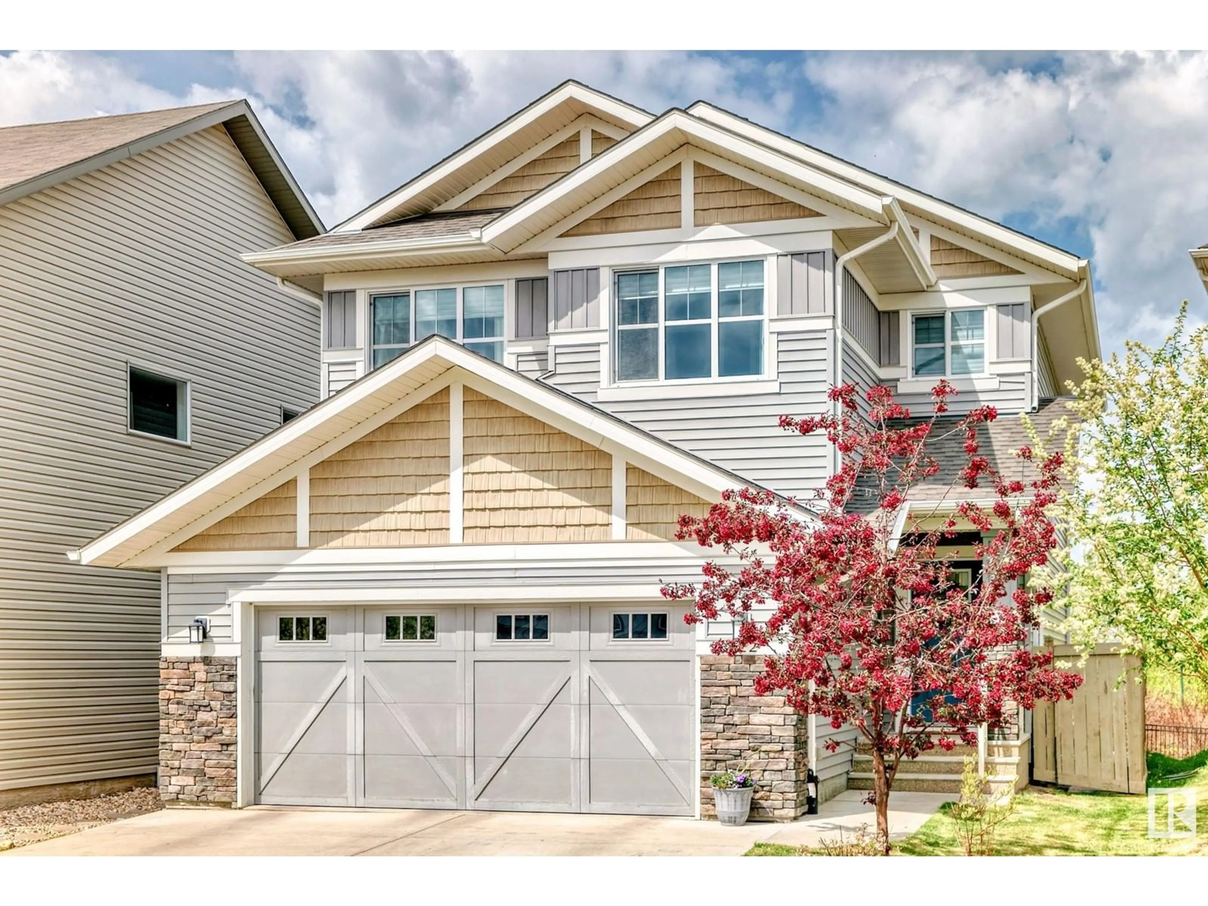 Home with vinyl exterior material, street for 722 37A AV, Edmonton Alberta T6T0S2