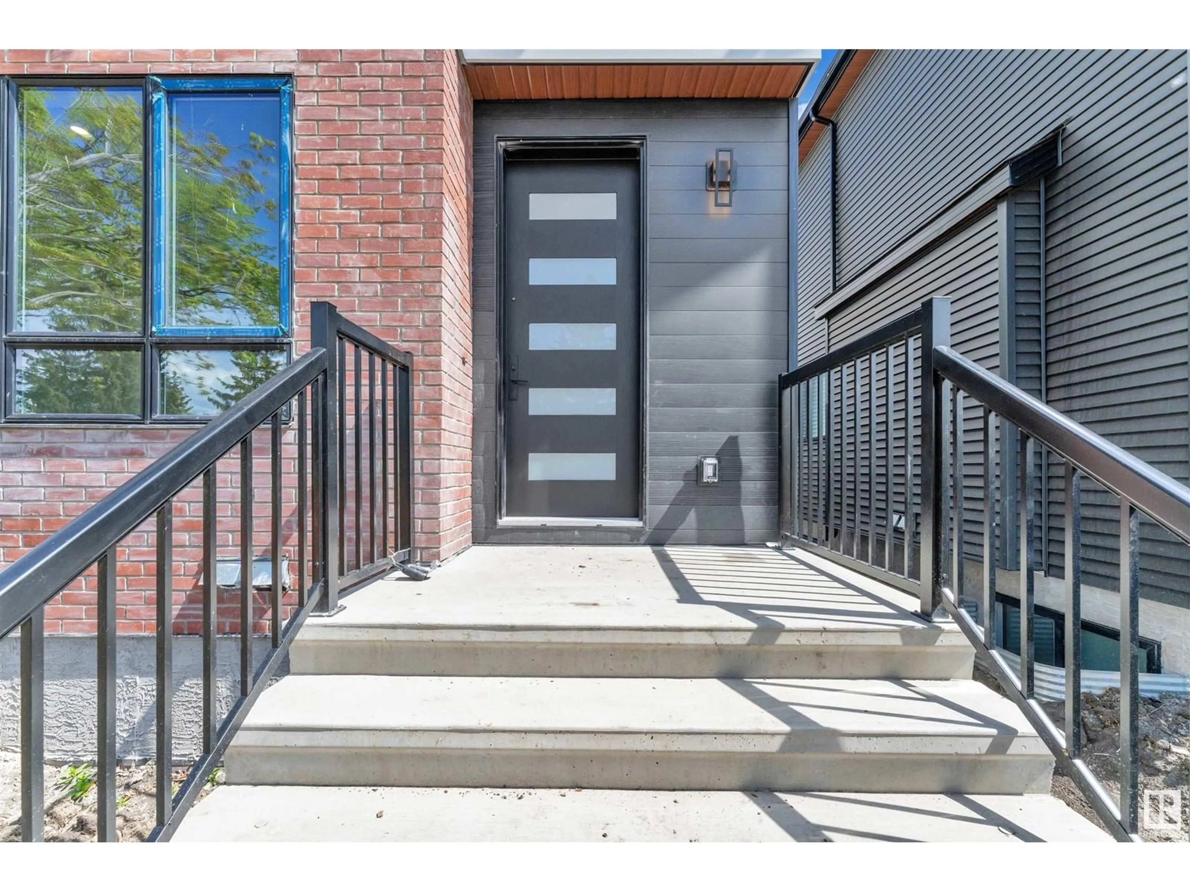 Unknown for NW - 10725 132 ST, Edmonton Alberta T5M1C8