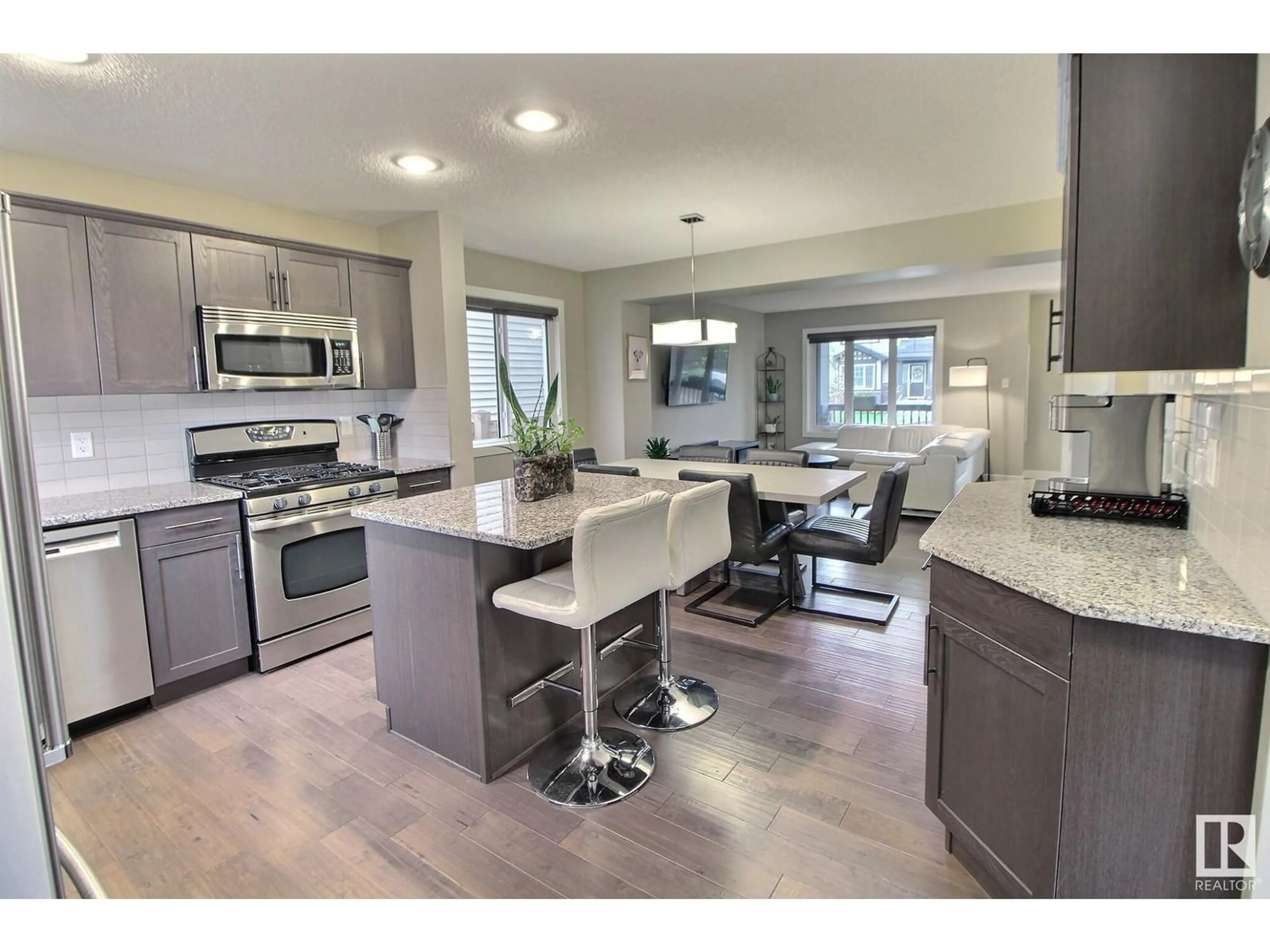Open concept kitchen, unknown for 16020 12 AV, Edmonton Alberta T6W2W6