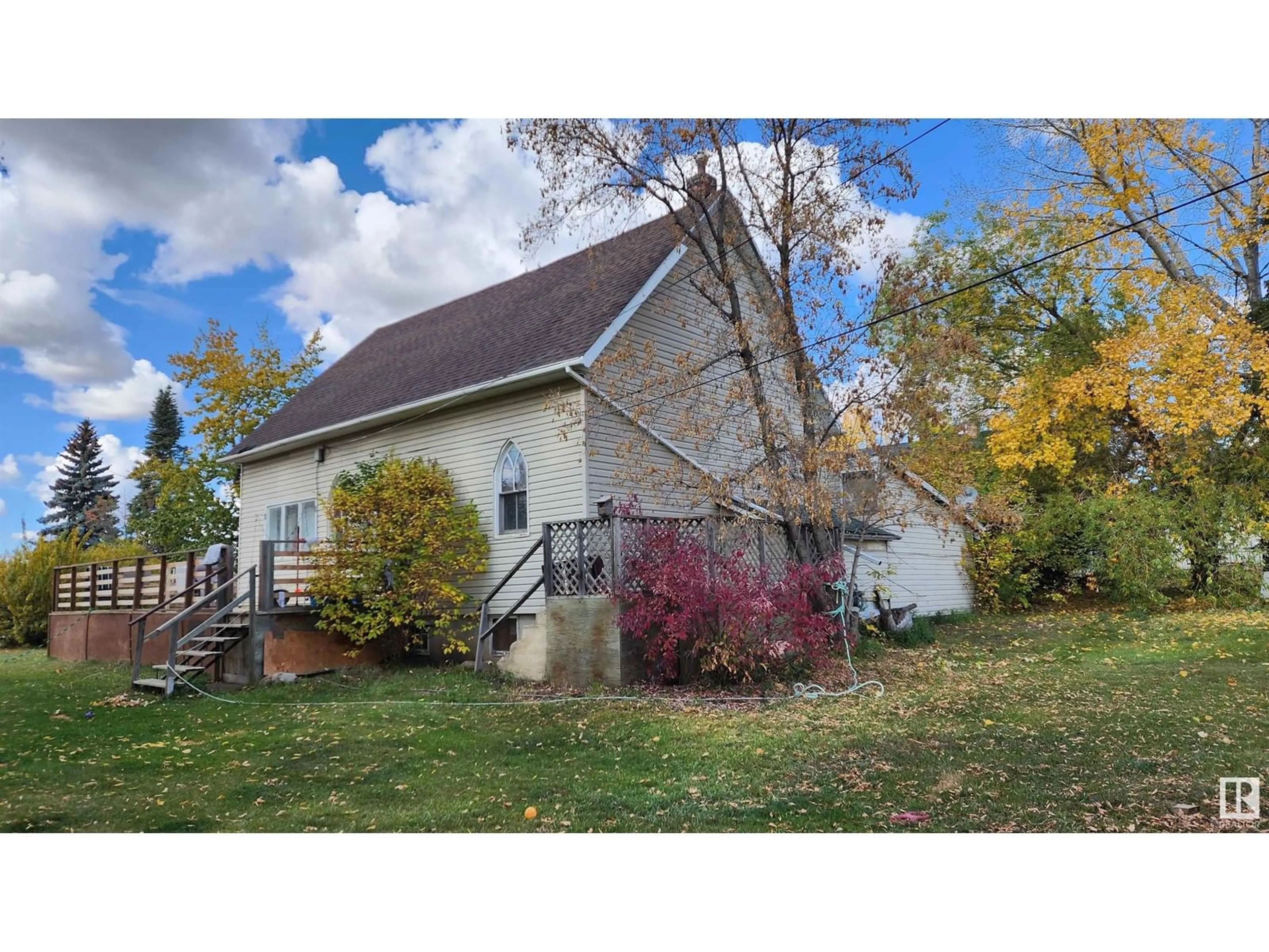 A pic from outside/outdoor area/front of a property/back of a property/a pic from drone, building for 5117 48 ST, Elk Point Alberta T0A1A0