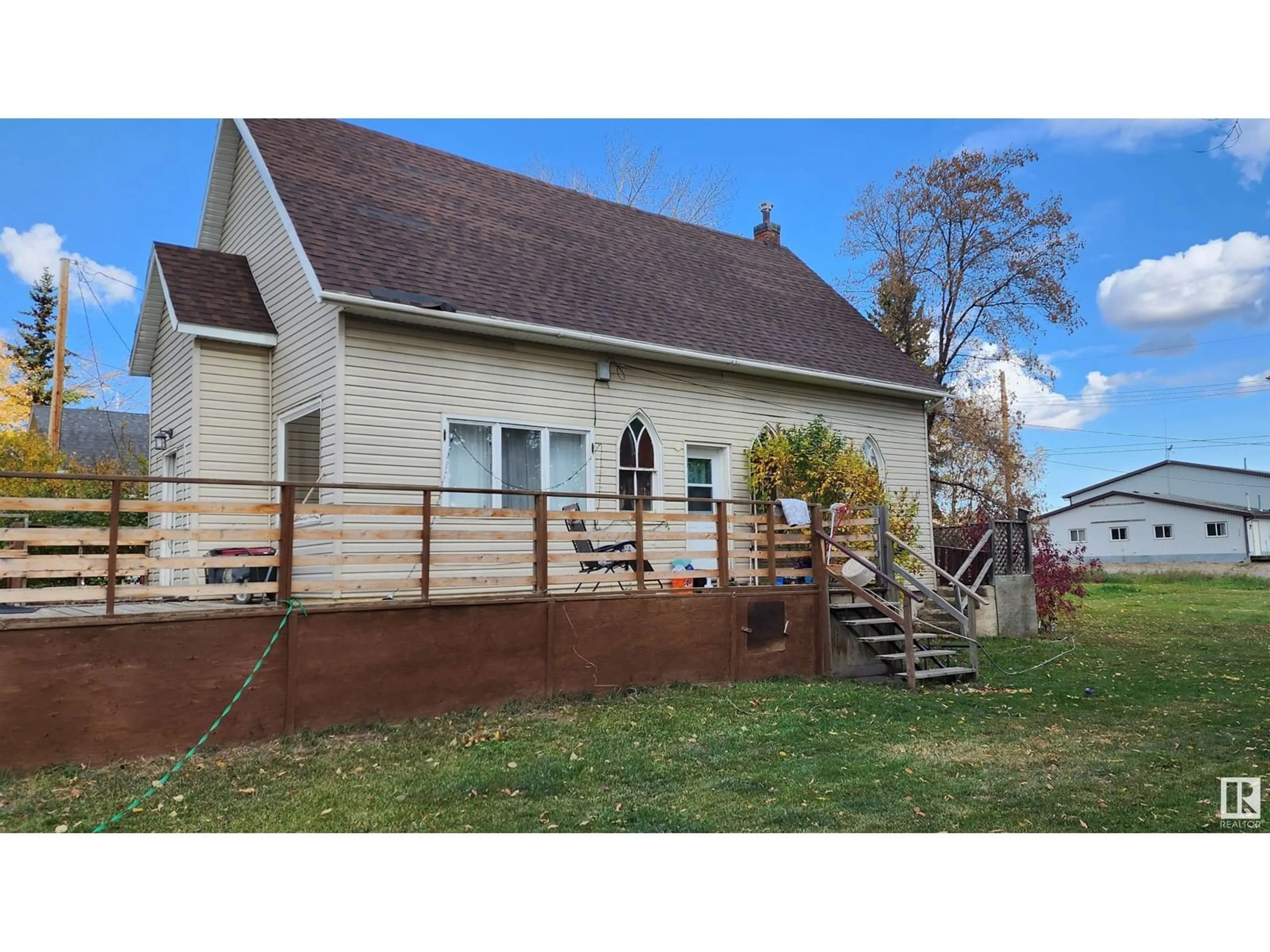 A pic from outside/outdoor area/front of a property/back of a property/a pic from drone, unknown for 5117 48 ST, Elk Point Alberta T0A1A0