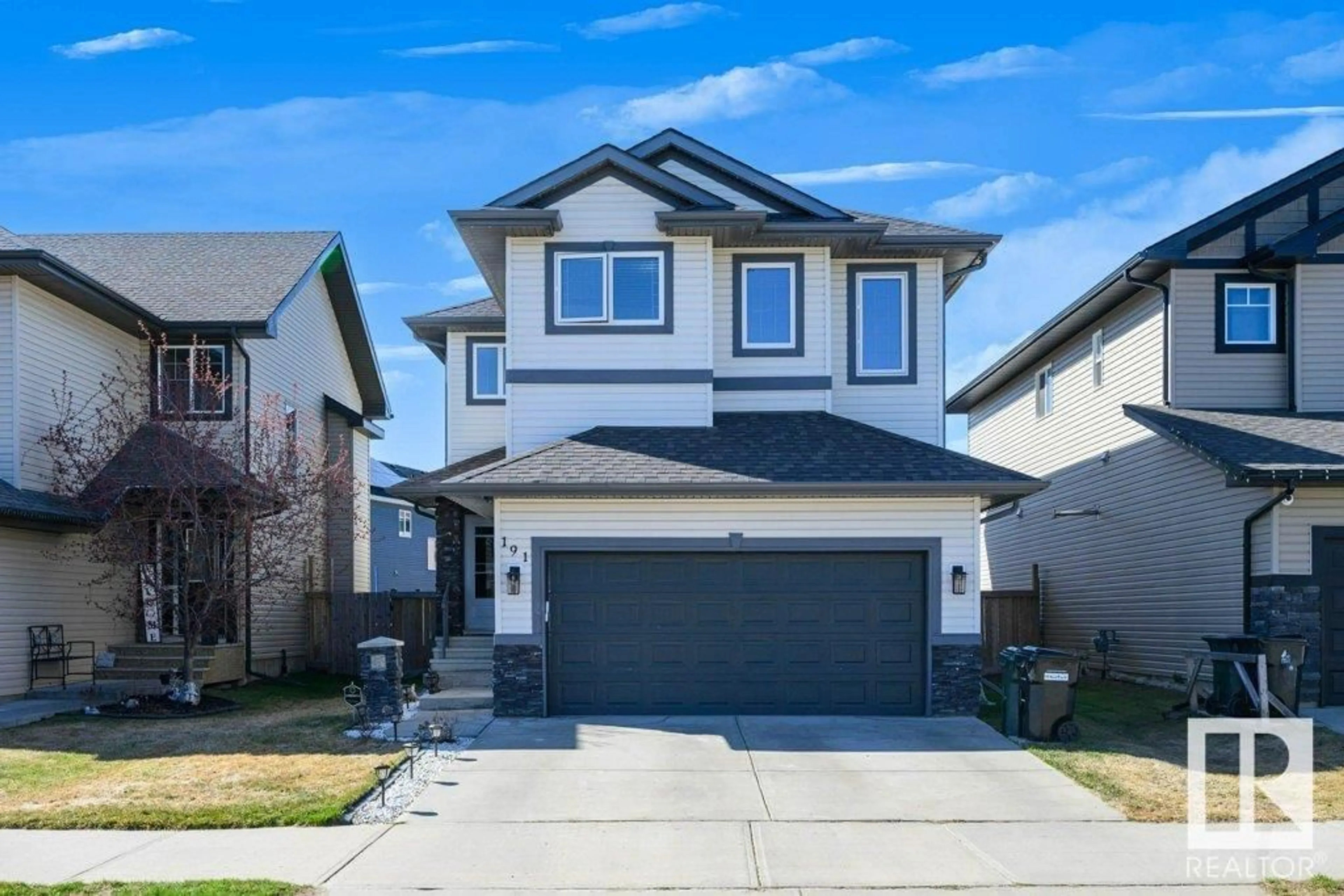 Home with vinyl exterior material, street for 191 HARVEST RIDGE DR, Spruce Grove Alberta T7X0K5