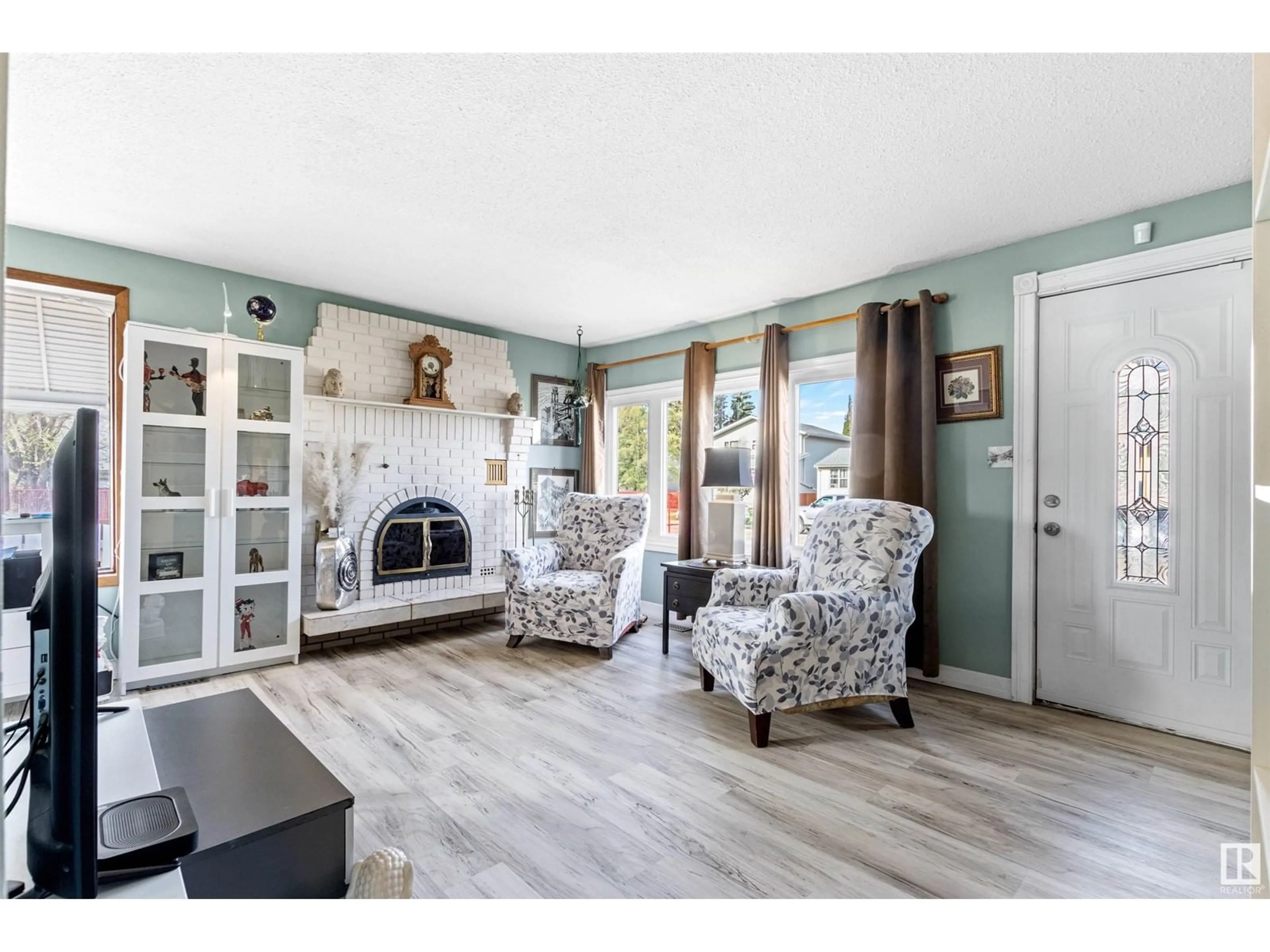 Living room with furniture, unknown for 10917 151 ST, Edmonton Alberta T5P1R8