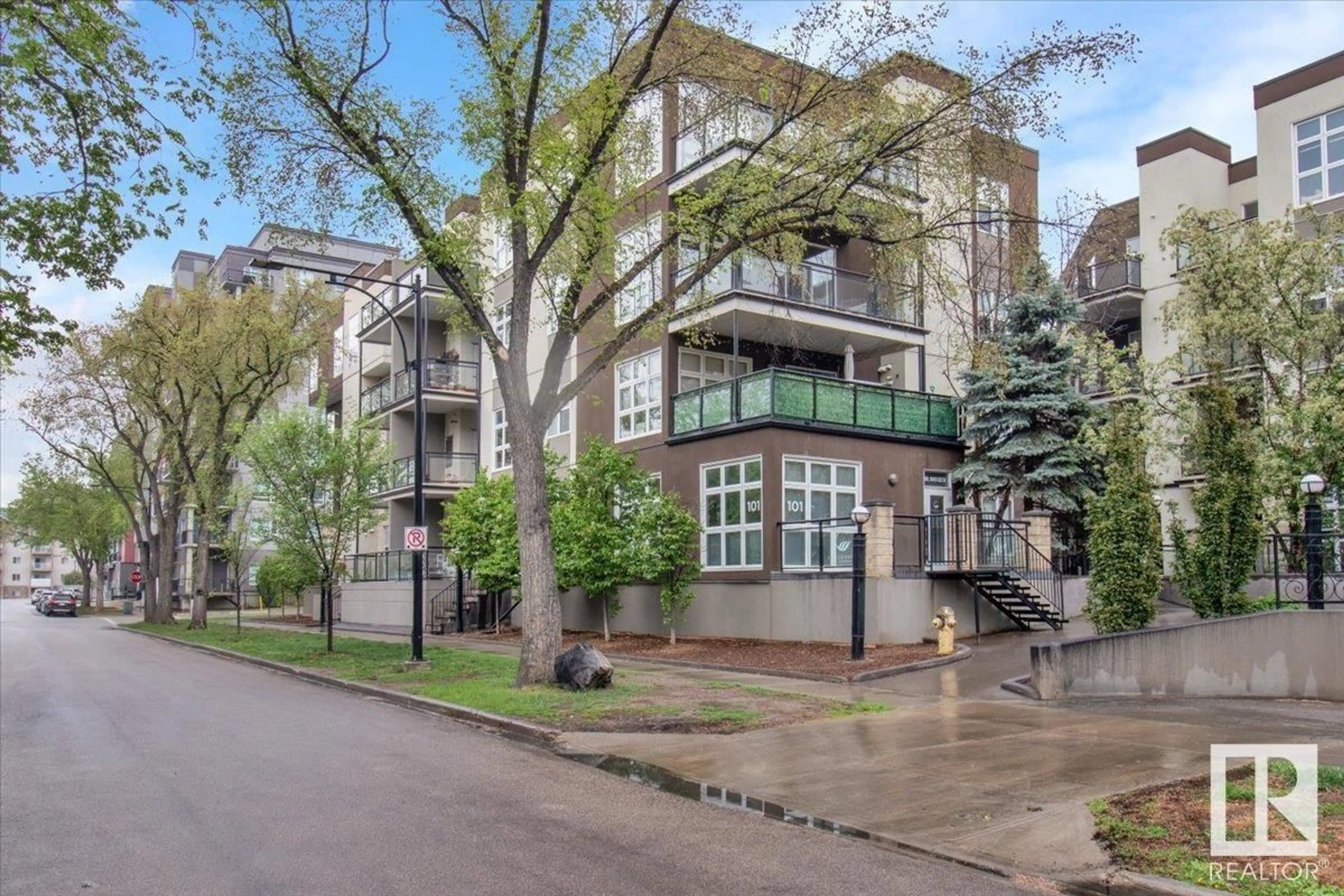 Patio, street for #212 - 10411 122 ST, Edmonton Alberta T5N4C2