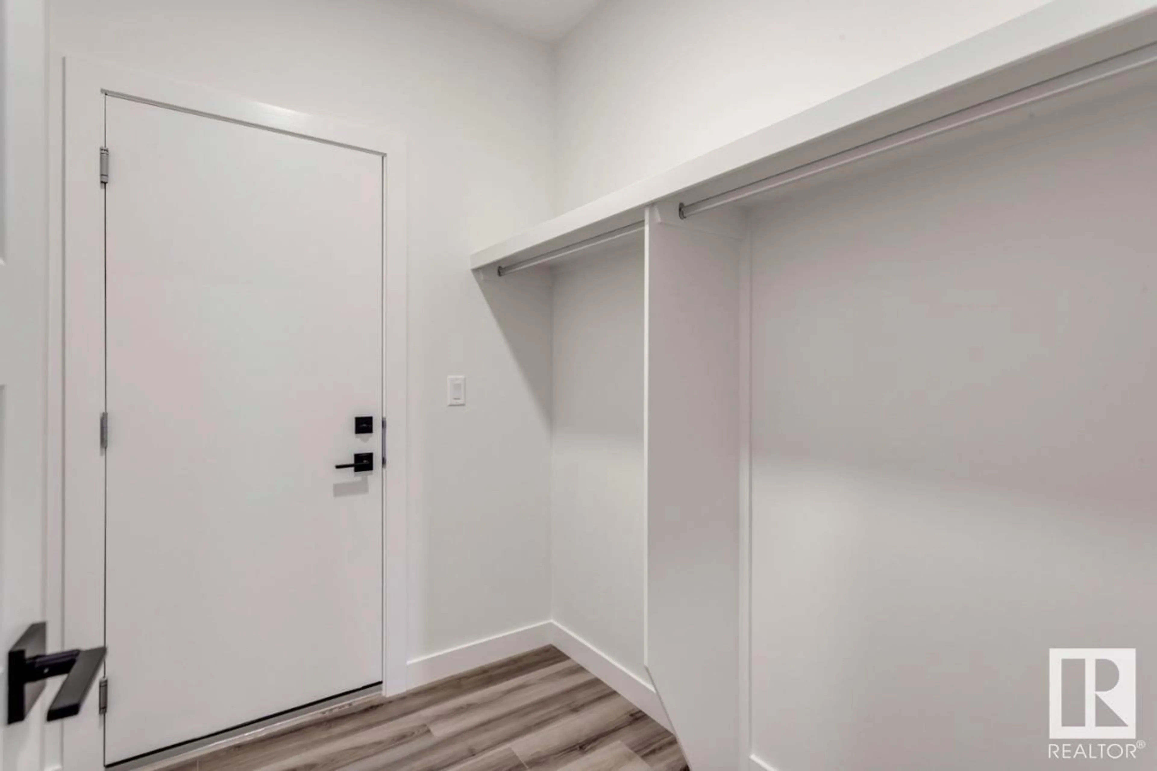 Unknown for 22753 93A AV, Edmonton Alberta T5T4W8