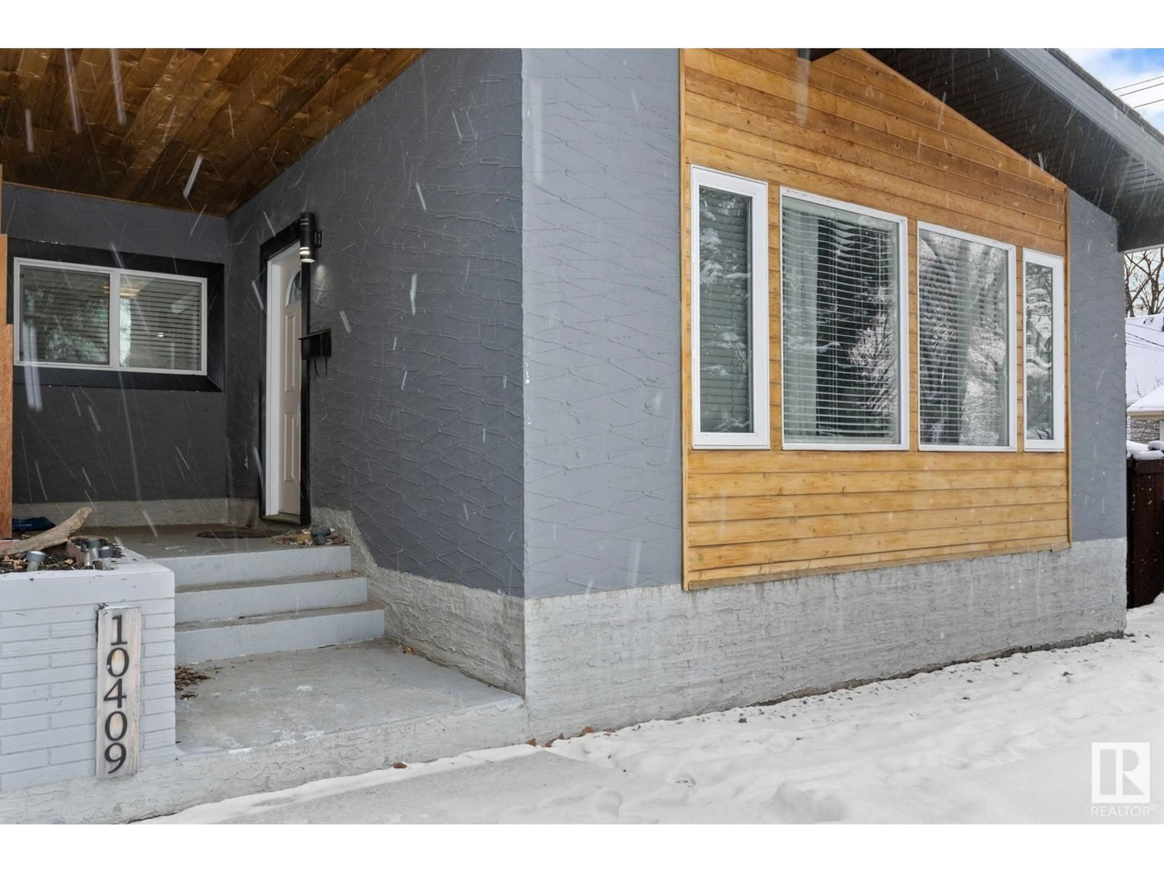 Unknown for NW - 10409 148 ST, Edmonton Alberta T5N3G7