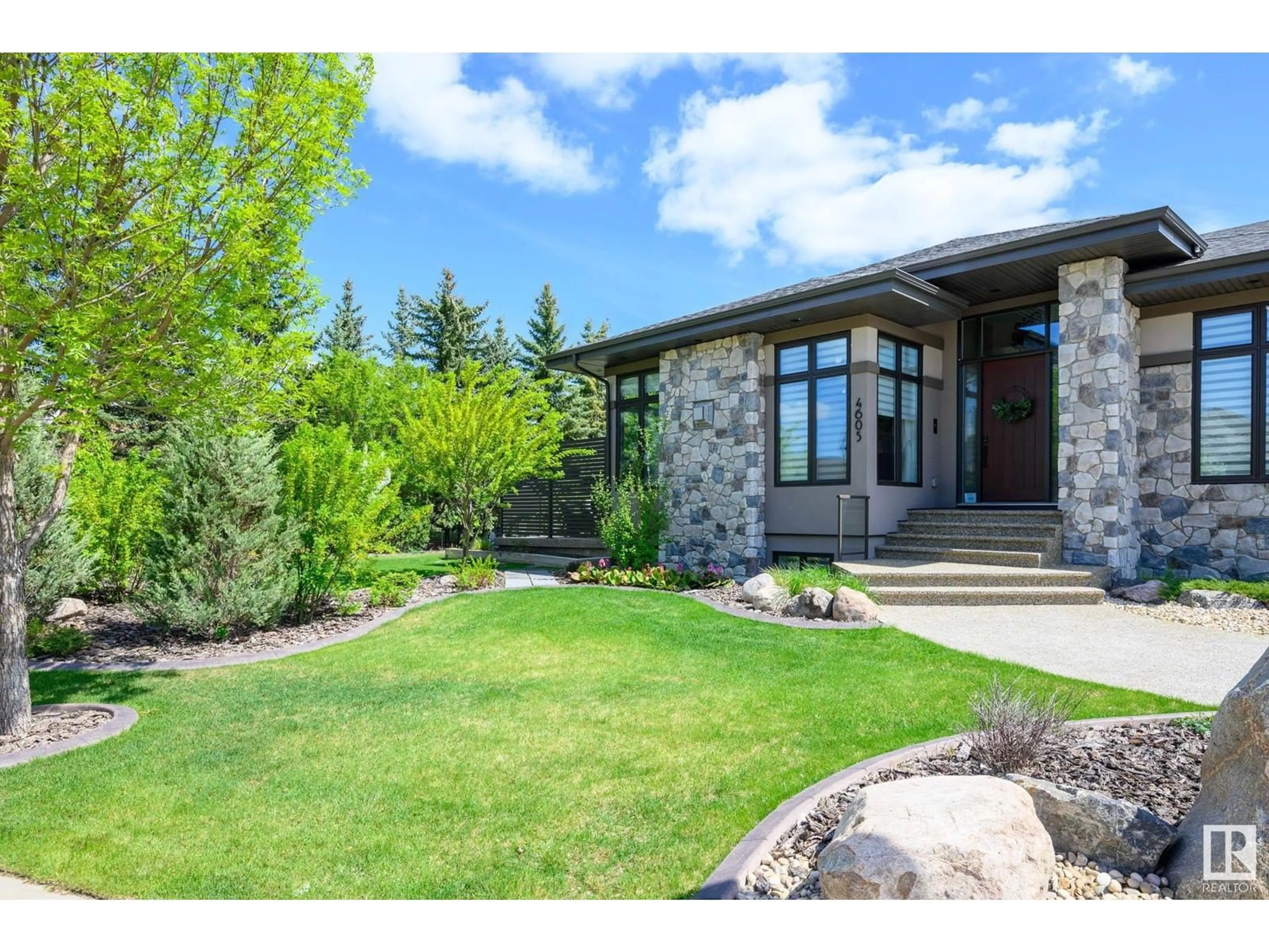 Unknown for 4605 DONSDALE DR, Edmonton Alberta T6M2N2