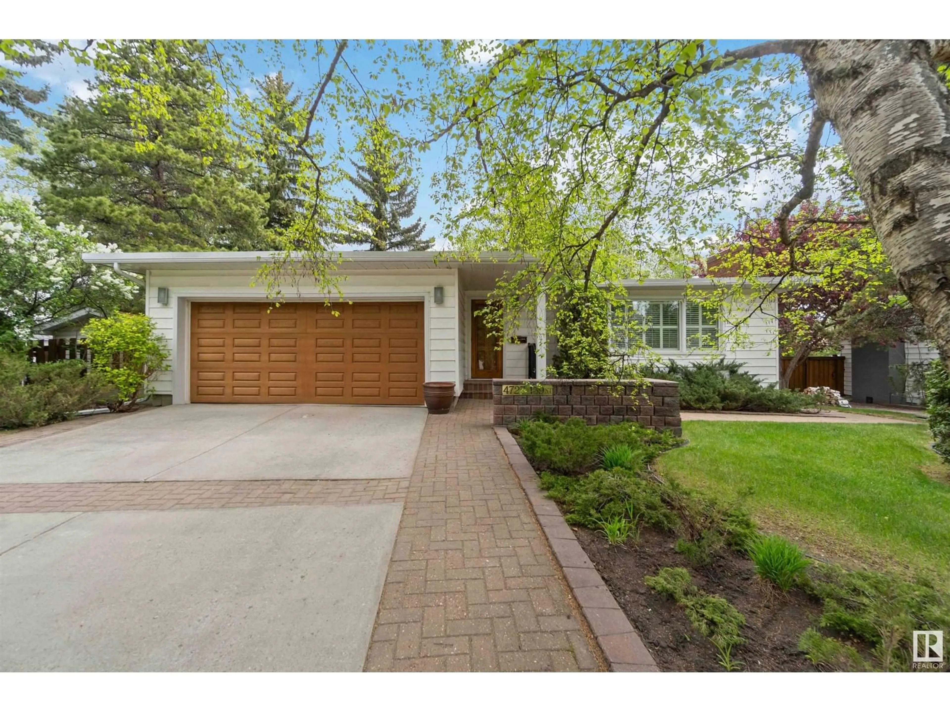 Home with brick exterior material, street for 4727 139 ST, Edmonton Alberta T6H3Z3