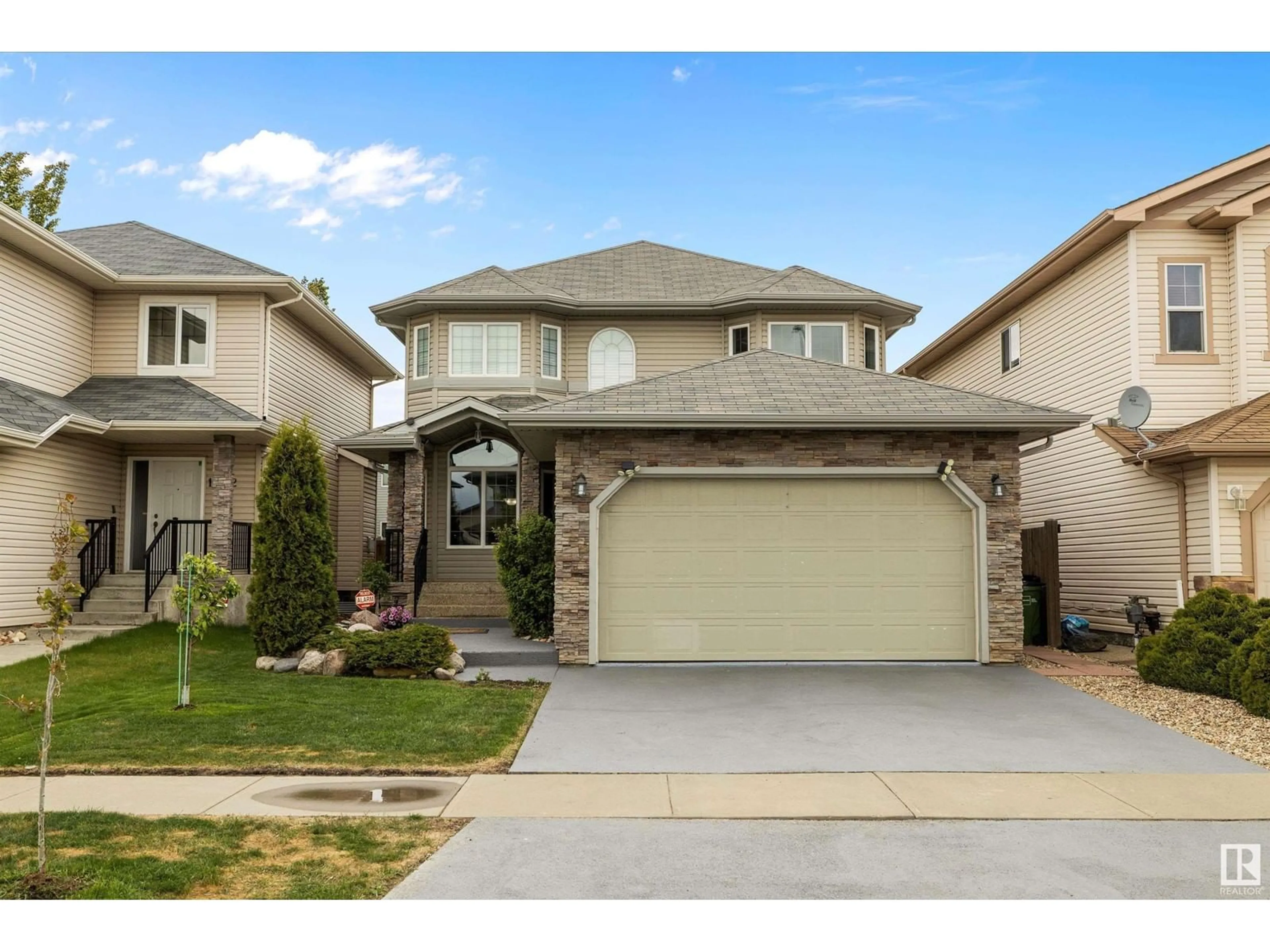 Home with vinyl exterior material, street for NW - 17936 87 ST, Edmonton Alberta T5Z0E3