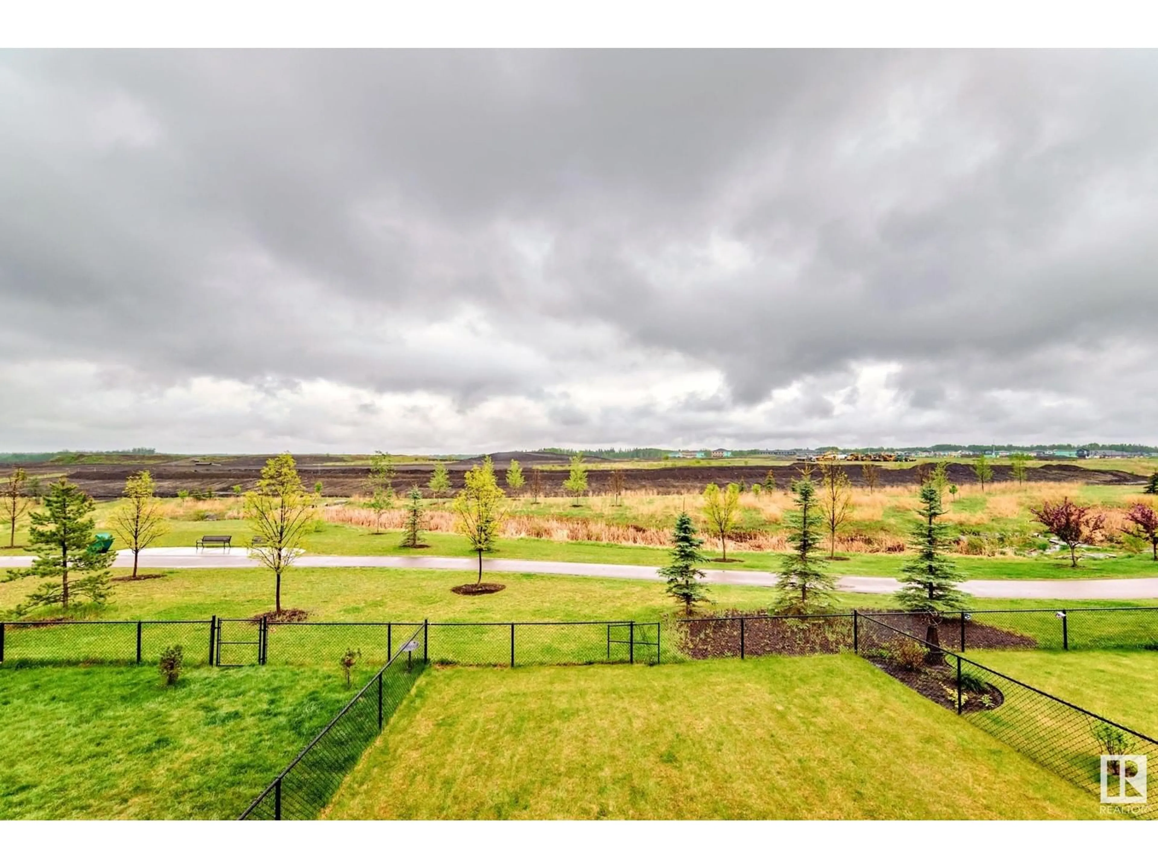 A pic from outside/outdoor area/front of a property/back of a property/a pic from drone, water/lake/river/ocean view for 68 PROSPECT PL, Spruce Grove Alberta T7X0E2