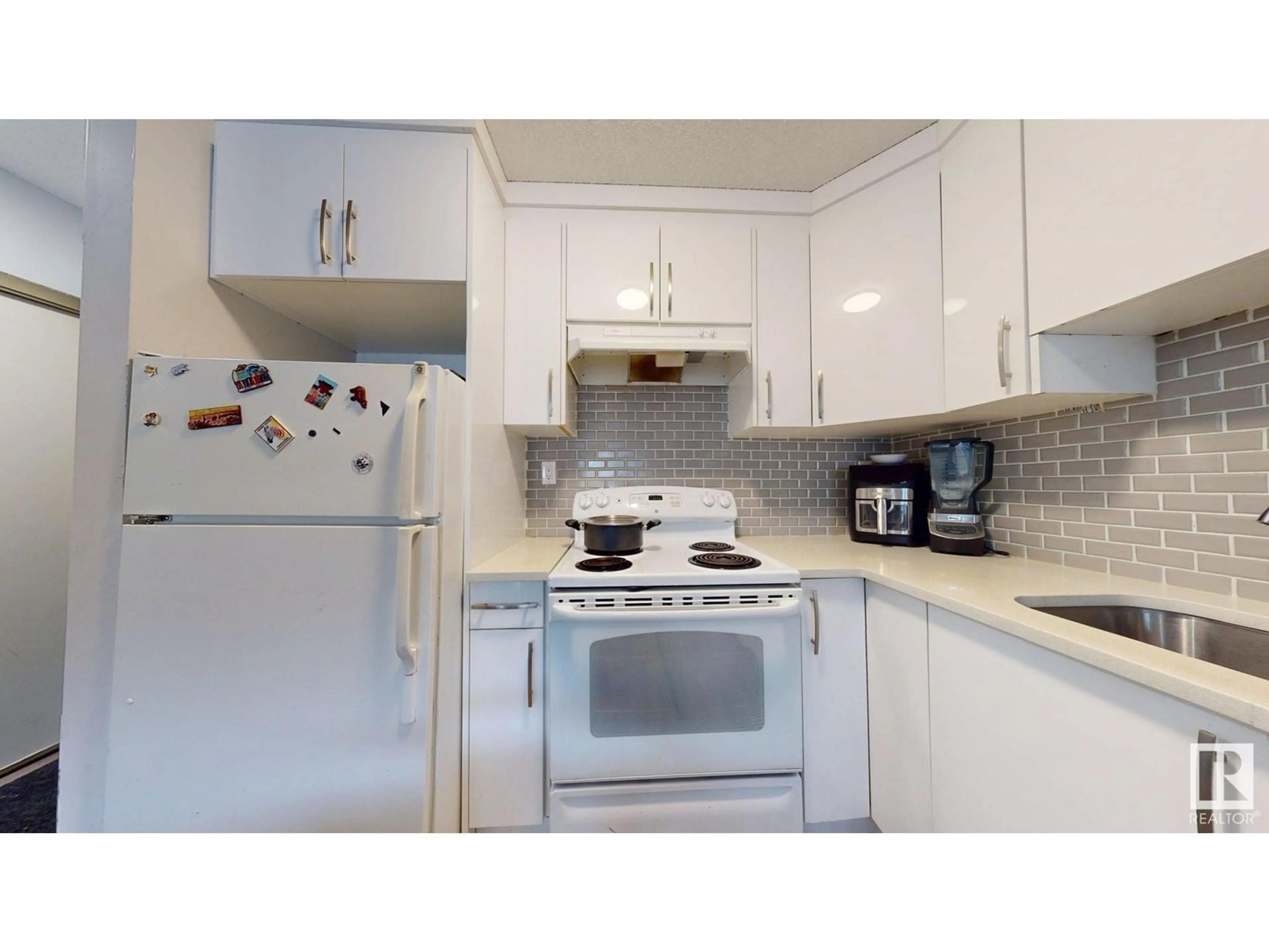 Standard kitchen, unknown for 209 - 2620 MILL WOODS E NW, Edmonton Alberta T6L5K6
