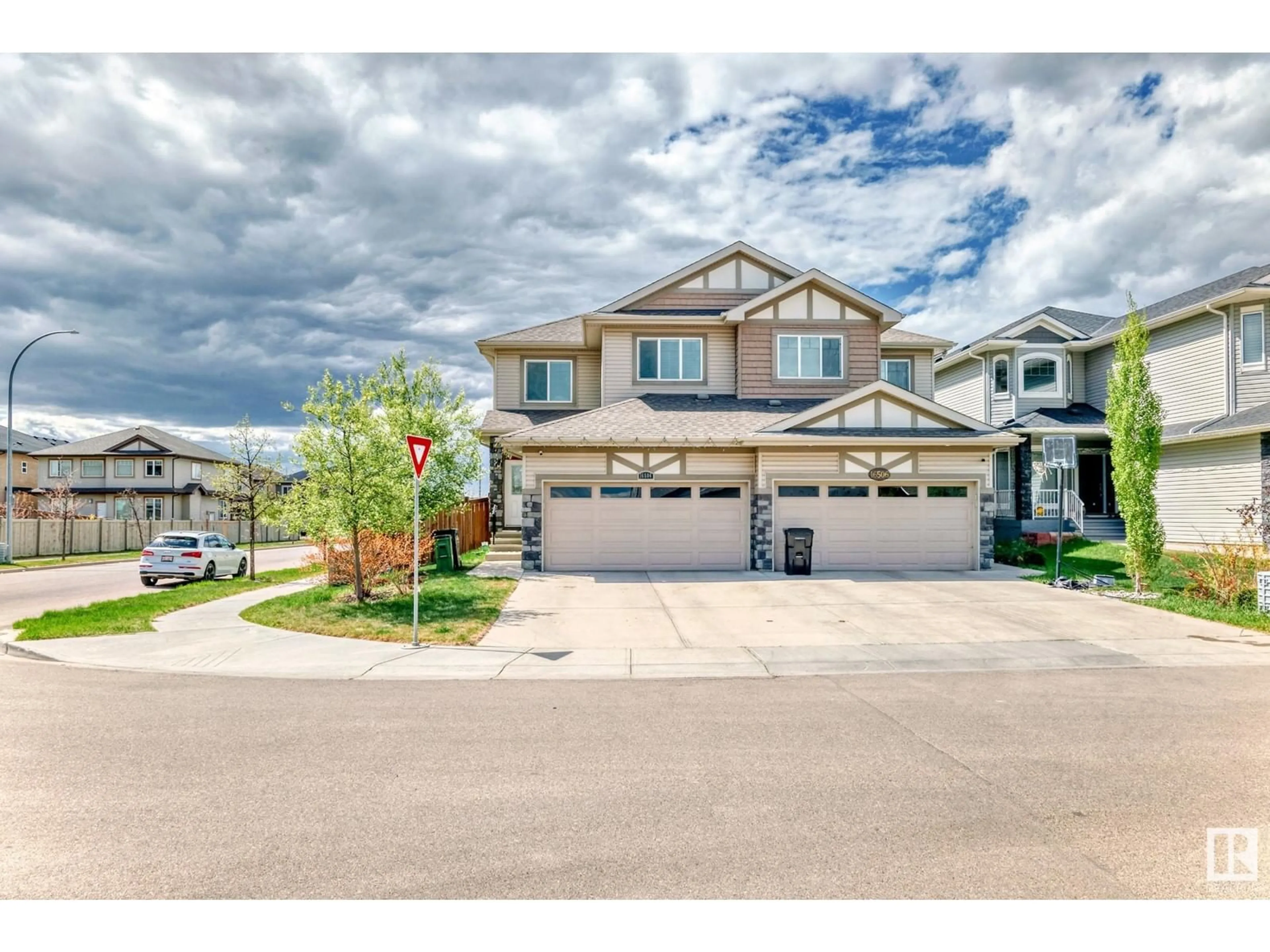 Unknown for NW - 16504 132 ST, Edmonton Alberta T6V0J5