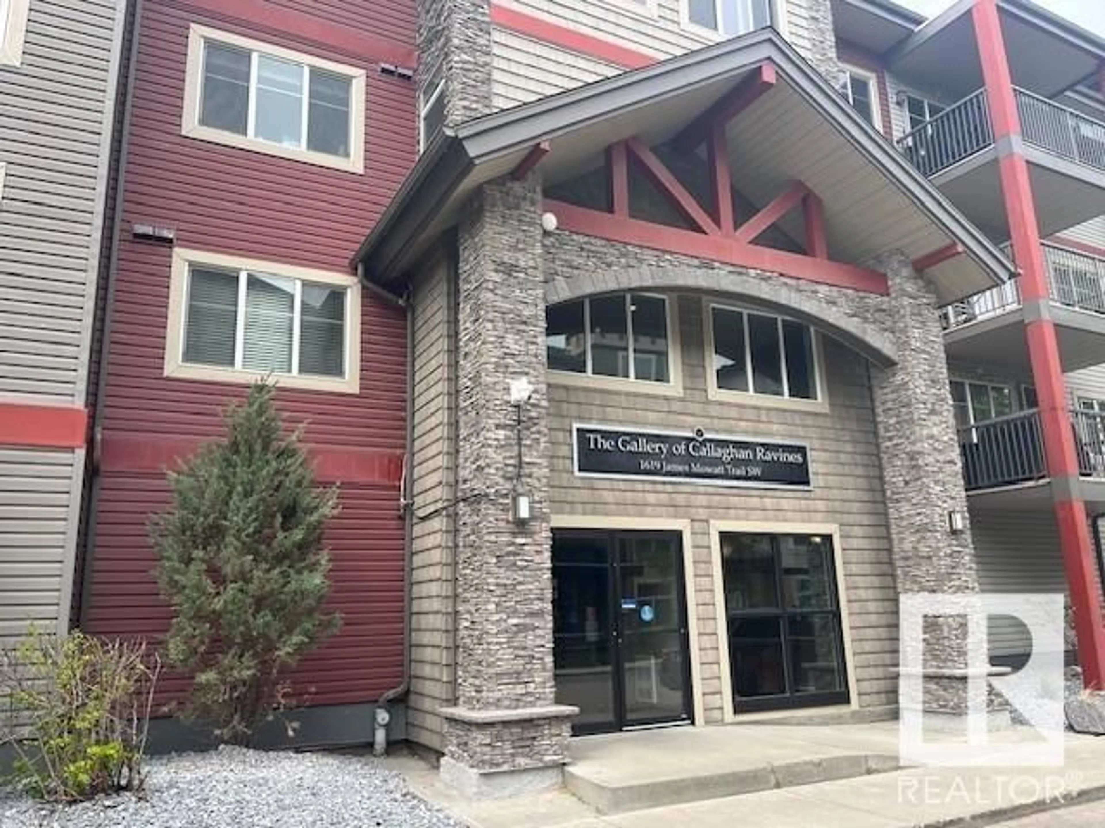 Indoor foyer for 404 - 1619 JAMES MOWATT TR, Edmonton Alberta T6W0J7
