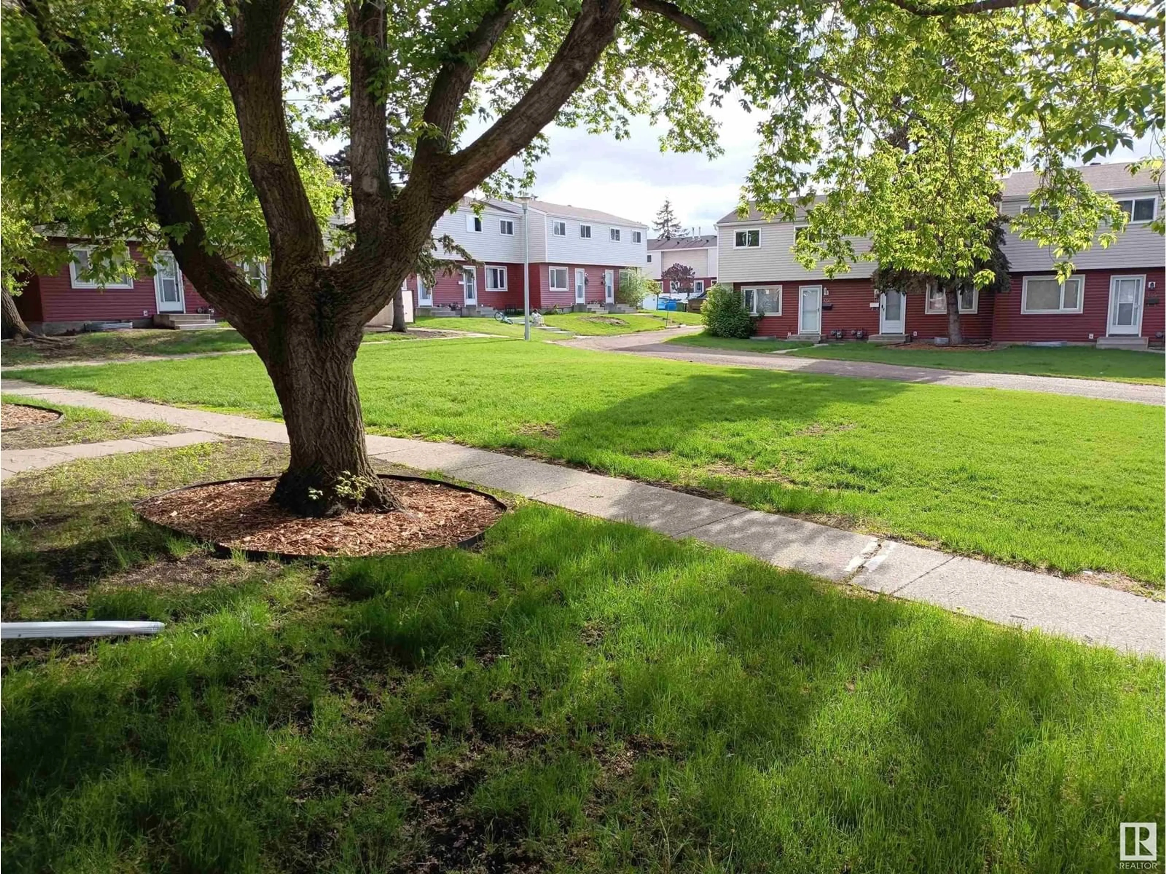A pic from outside/outdoor area/front of a property/back of a property/a pic from drone, street for 88 HABITAT CR, Edmonton Alberta T5A2X7