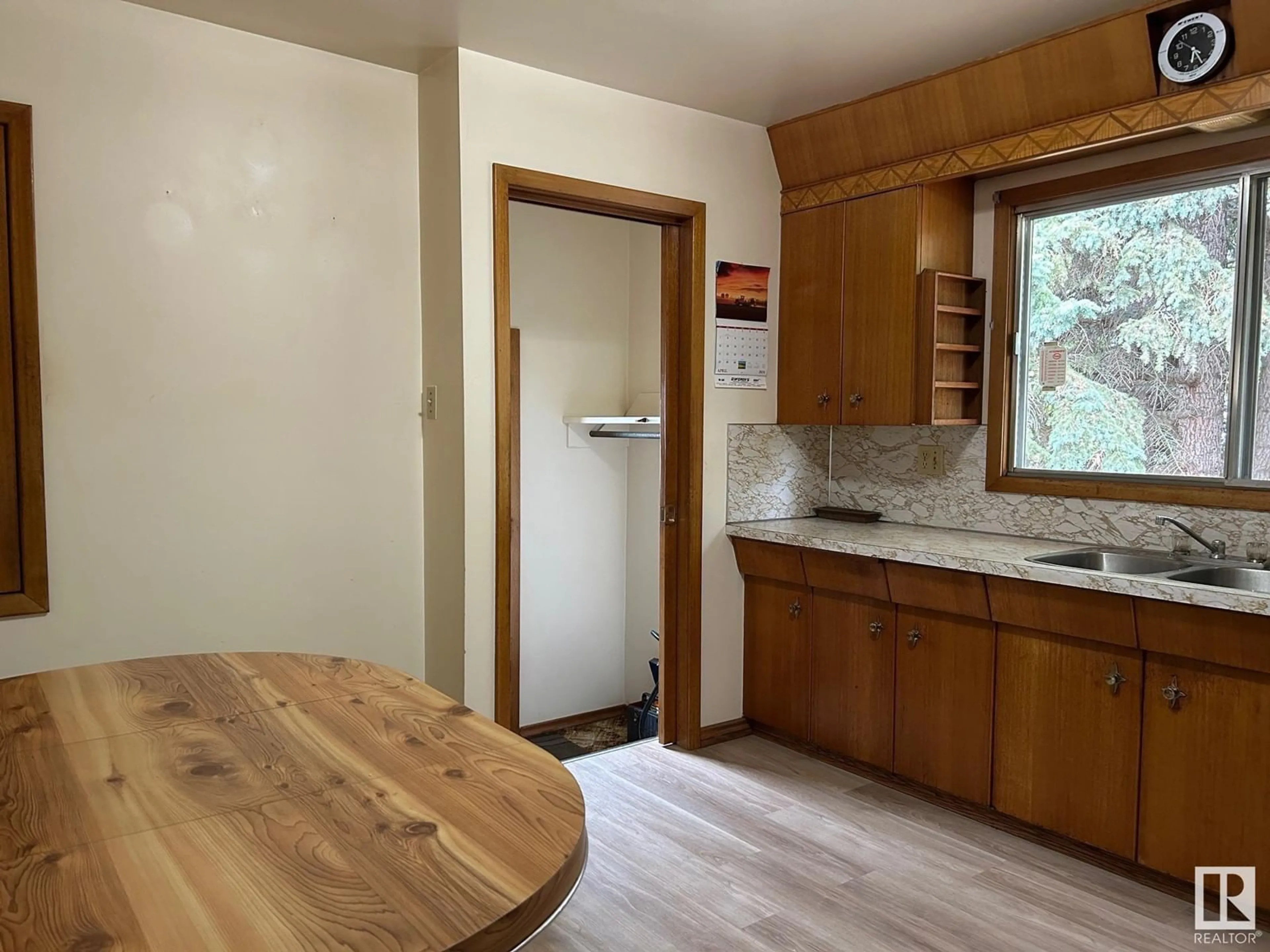 Standard kitchen, wood/laminate floor for 534 5 ST, Thorhild Alberta T0A3J0