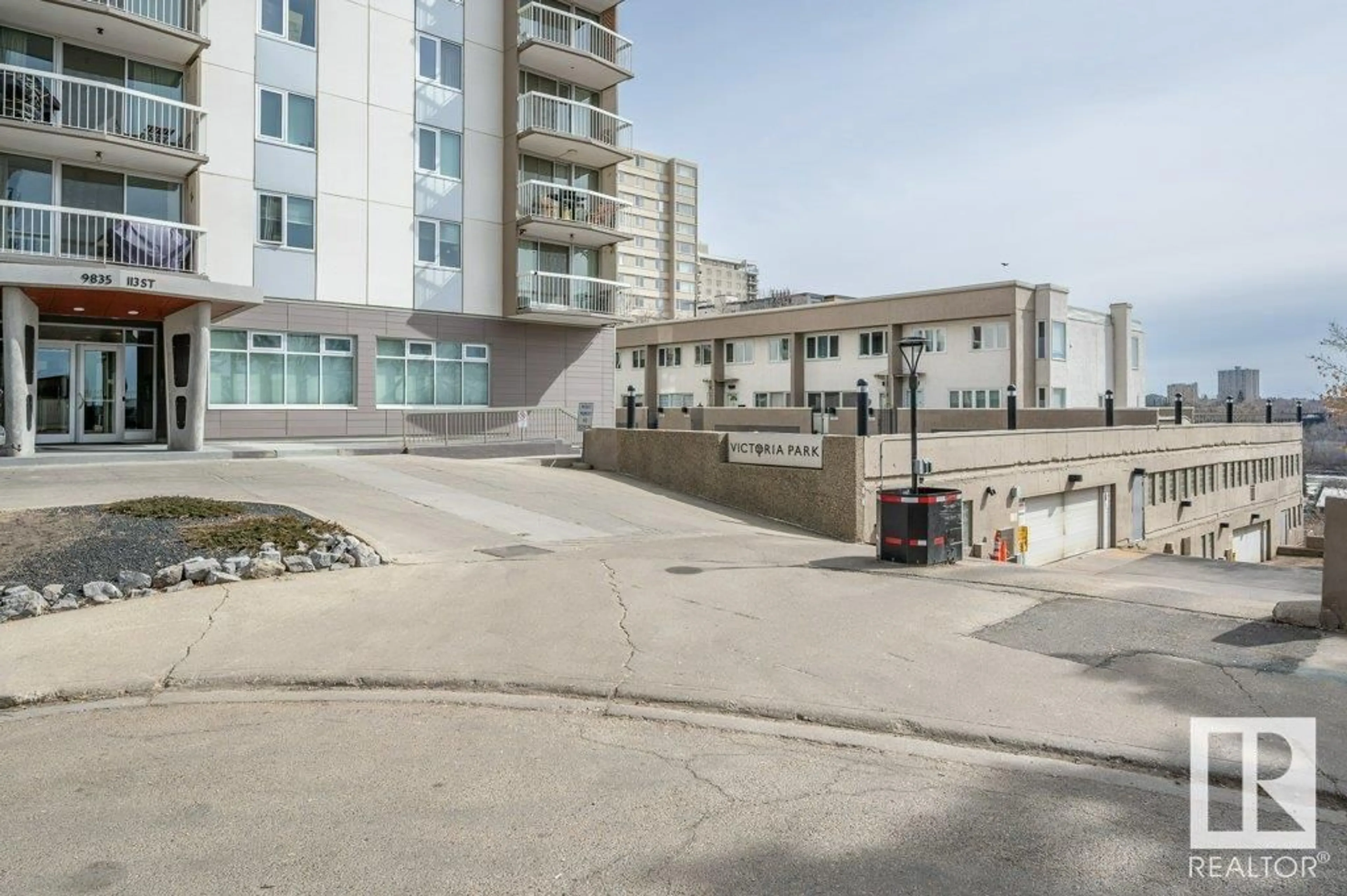 Patio, street for 9835 - 1501 113 ST, Edmonton Alberta T5K1N4