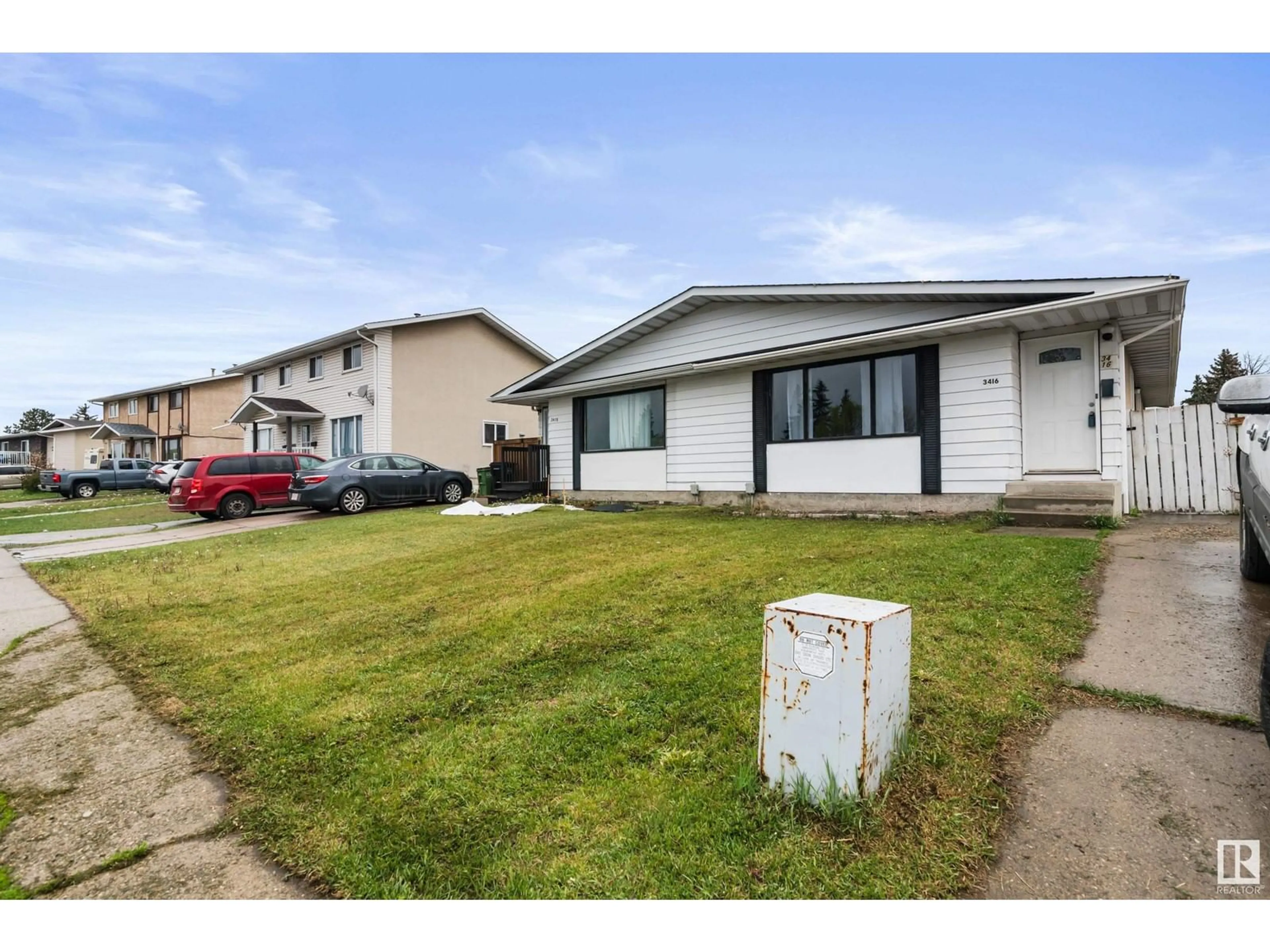 Unknown for NW - 3416 135 AV, Edmonton Alberta T5A2V7