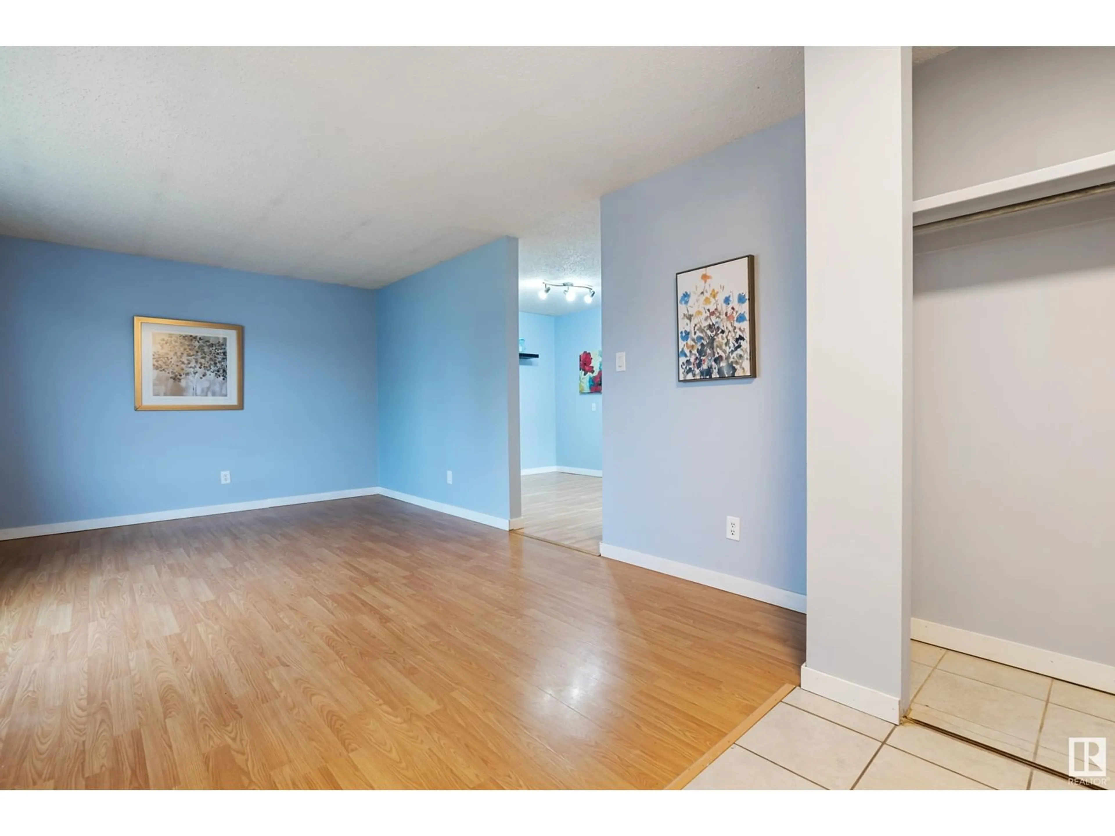 Unknown for NW - 3416 135 AV, Edmonton Alberta T5A2V7
