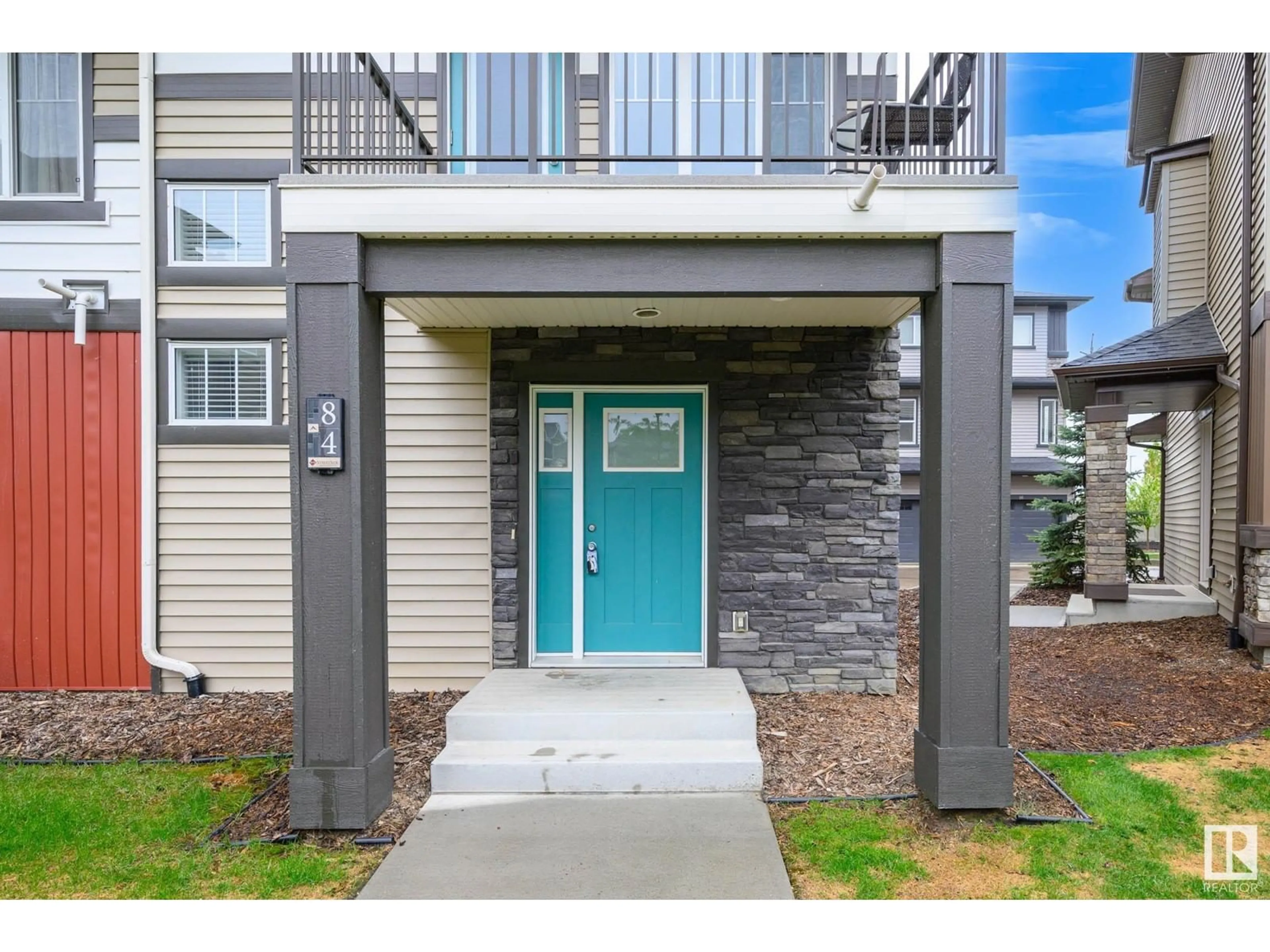 Indoor entryway for 84 - 1530 TAMARACK BV, Edmonton Alberta T6T2E6