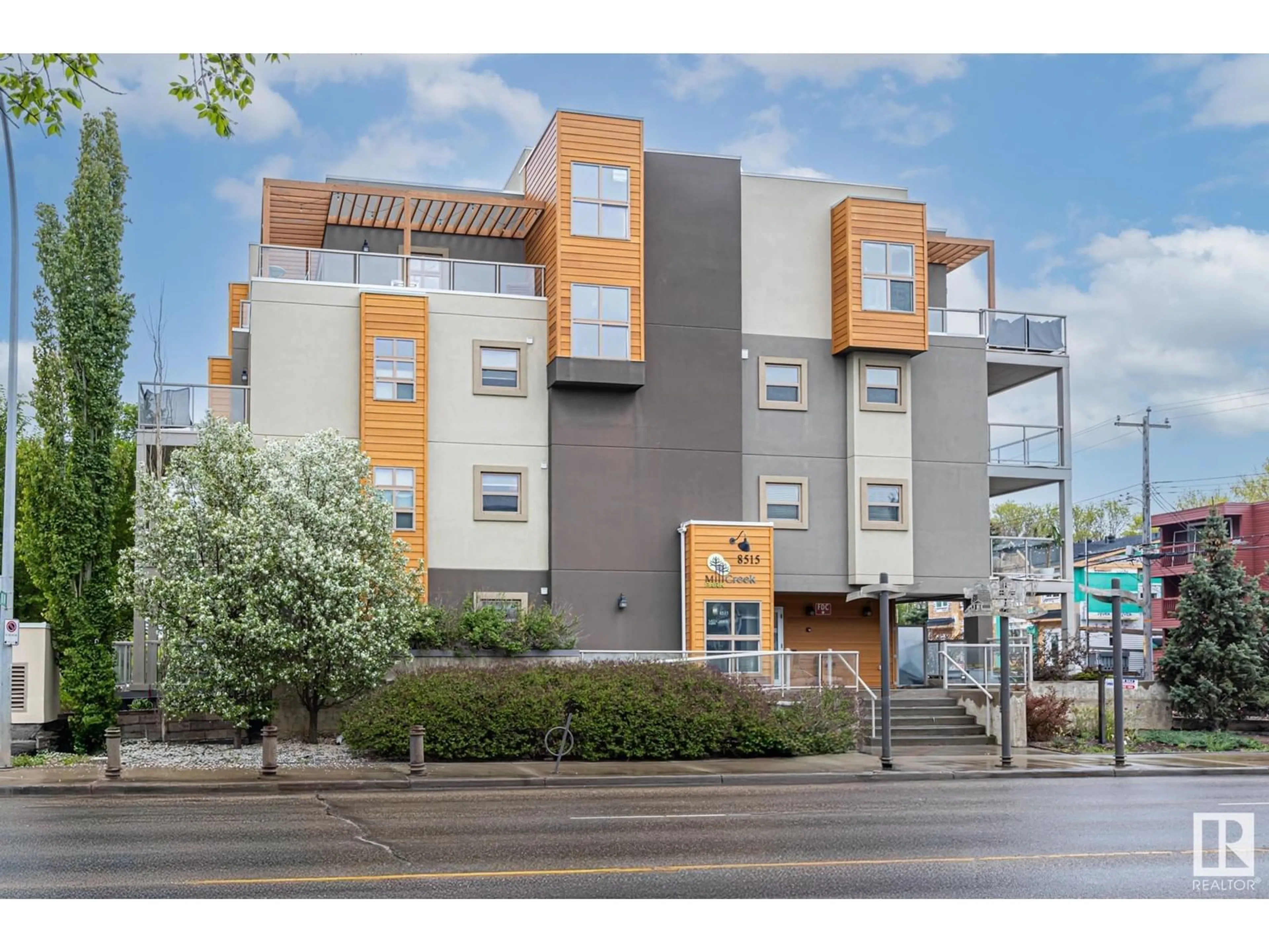 Unknown for 205 - 8515 99 ST, Edmonton Alberta T6E3T7