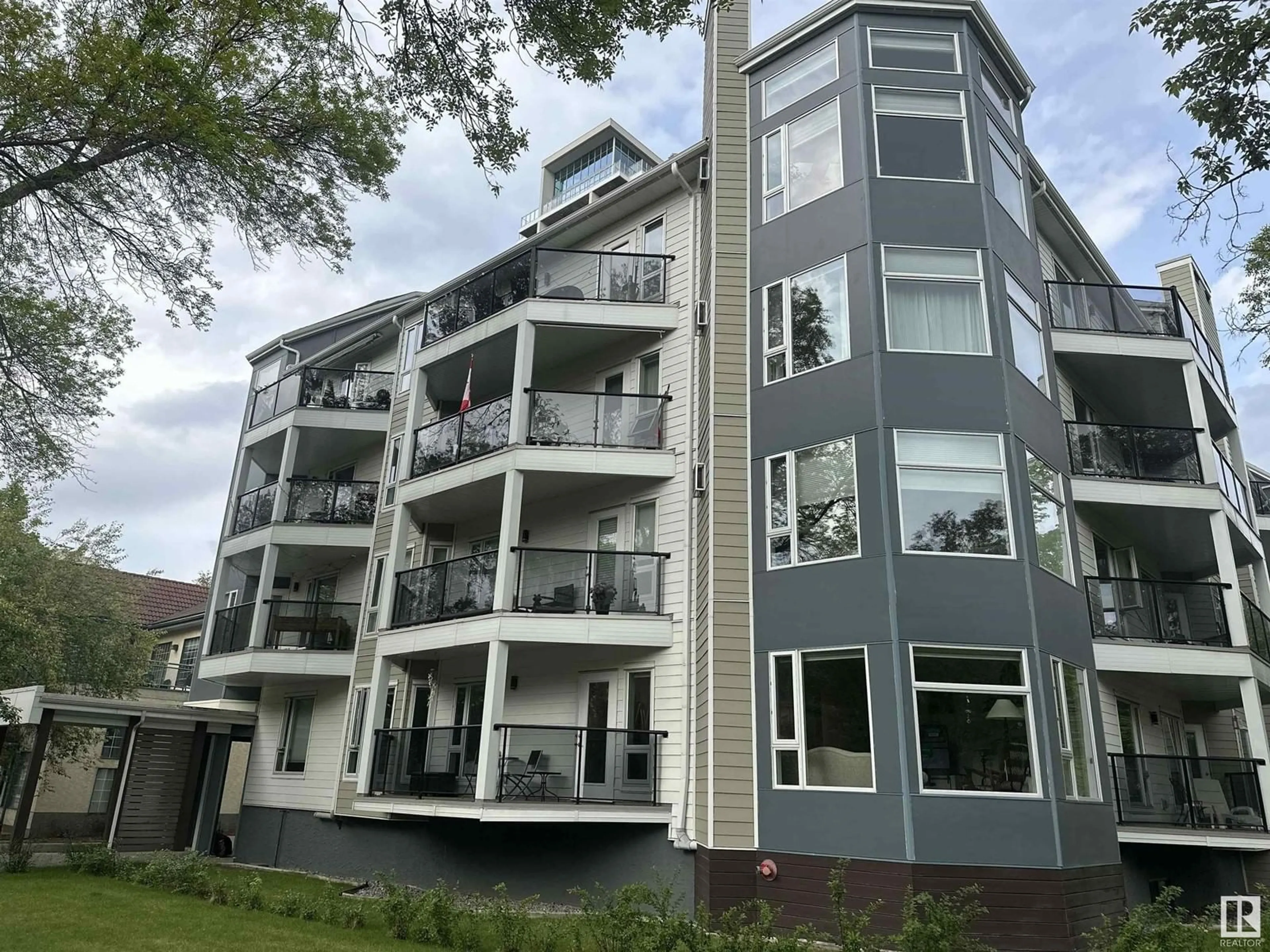 Unknown for #301 - 9905 112 ST, Edmonton Alberta T6H5N8