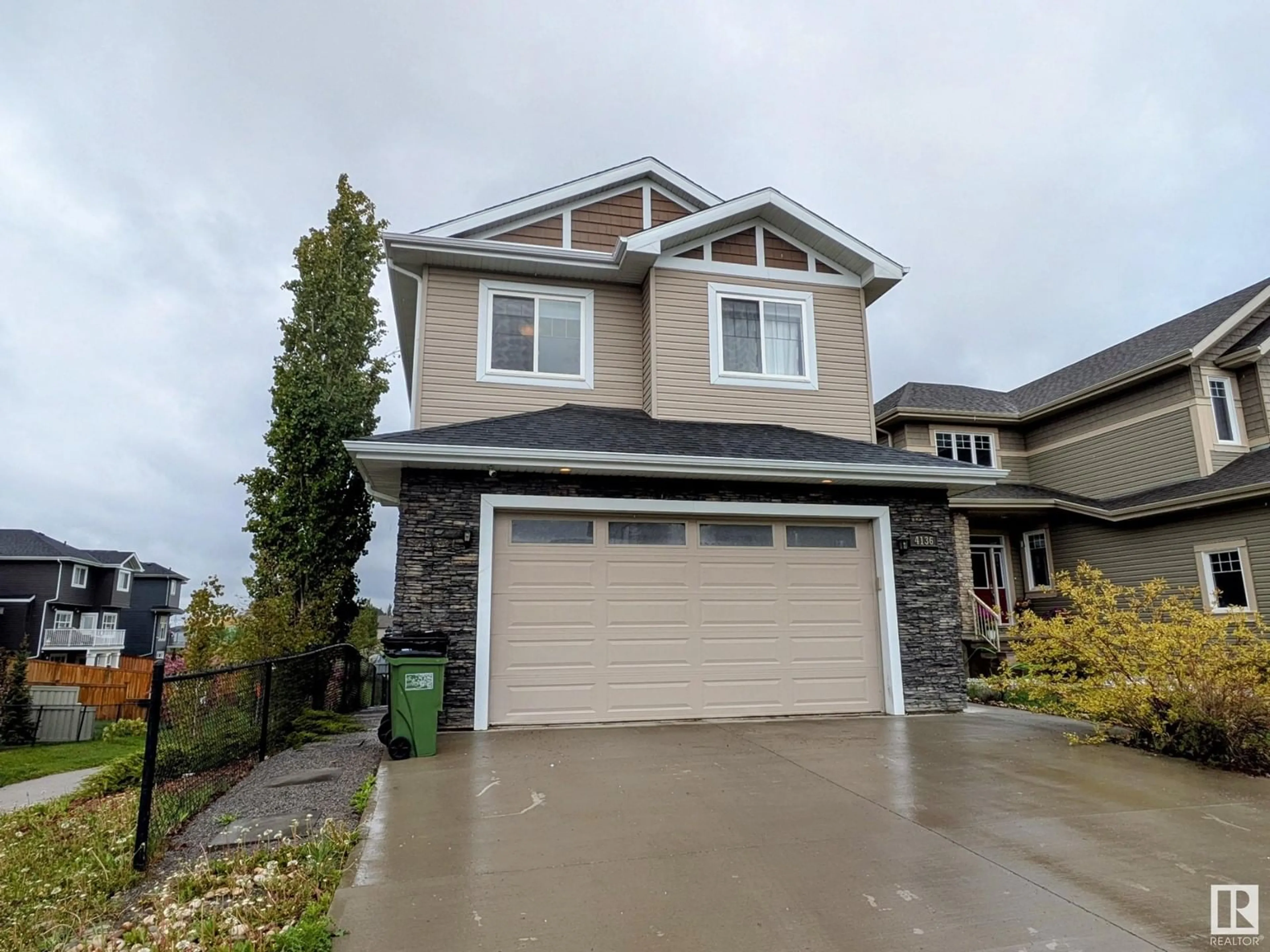 Home with vinyl exterior material, street for SW - 4136 CHARLES LINK LI, Edmonton Alberta T6W0Z5