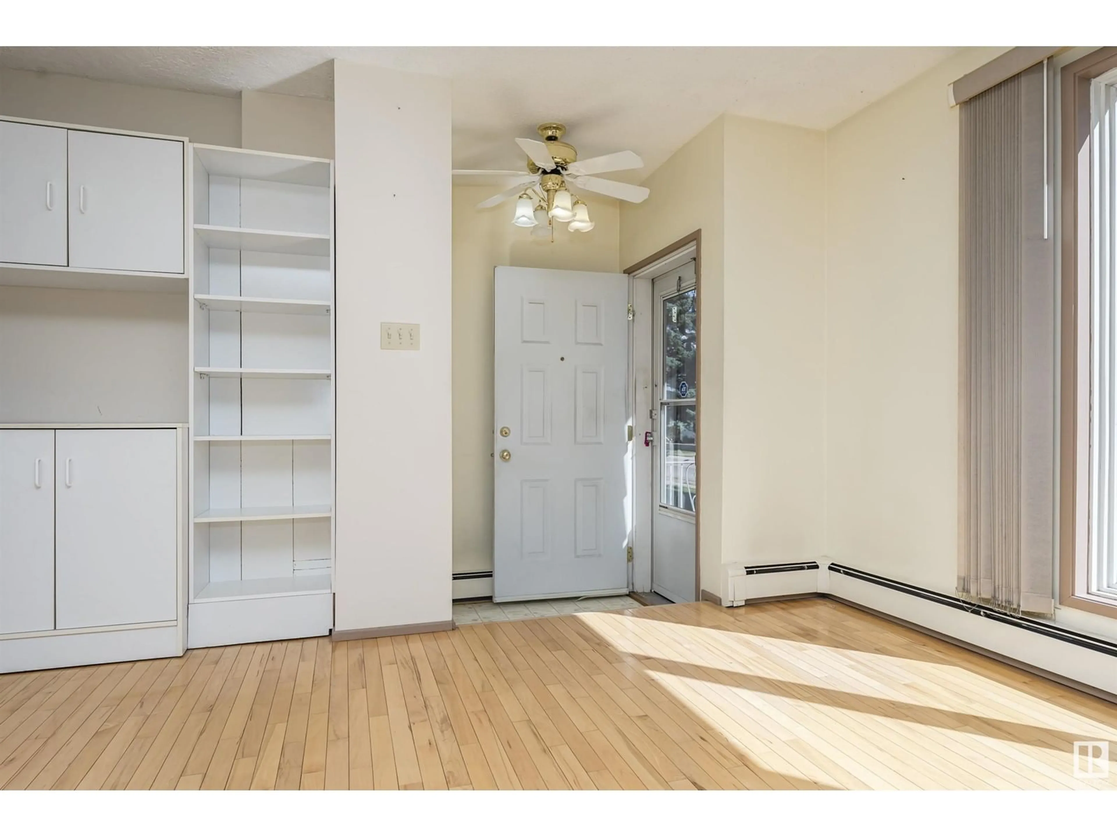 Unknown for 12218 44 ST, Edmonton Alberta T5W4W8