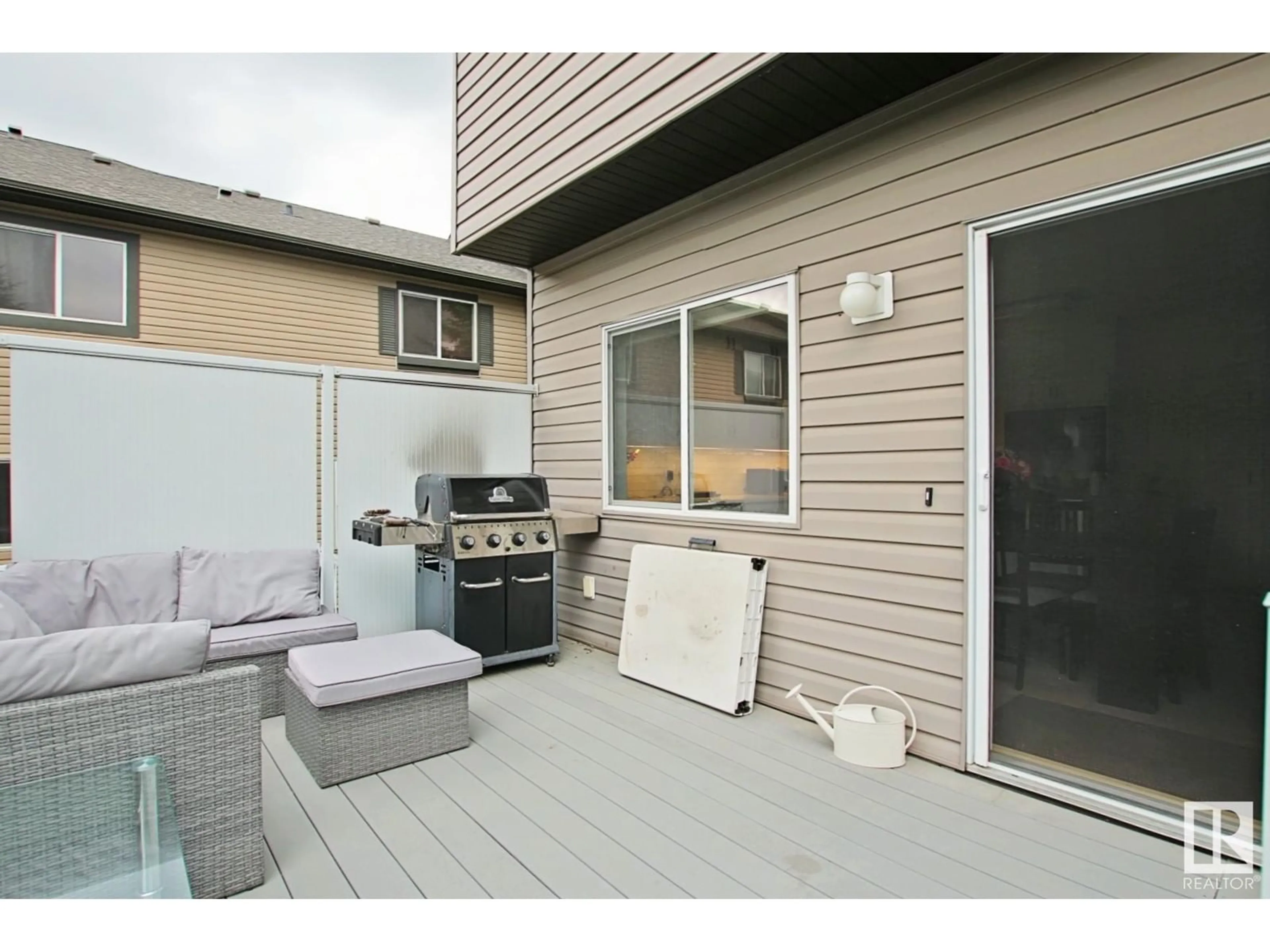 Patio, unknown for 130 89 RUE MONETTE, Beaumont Alberta T4X1T7