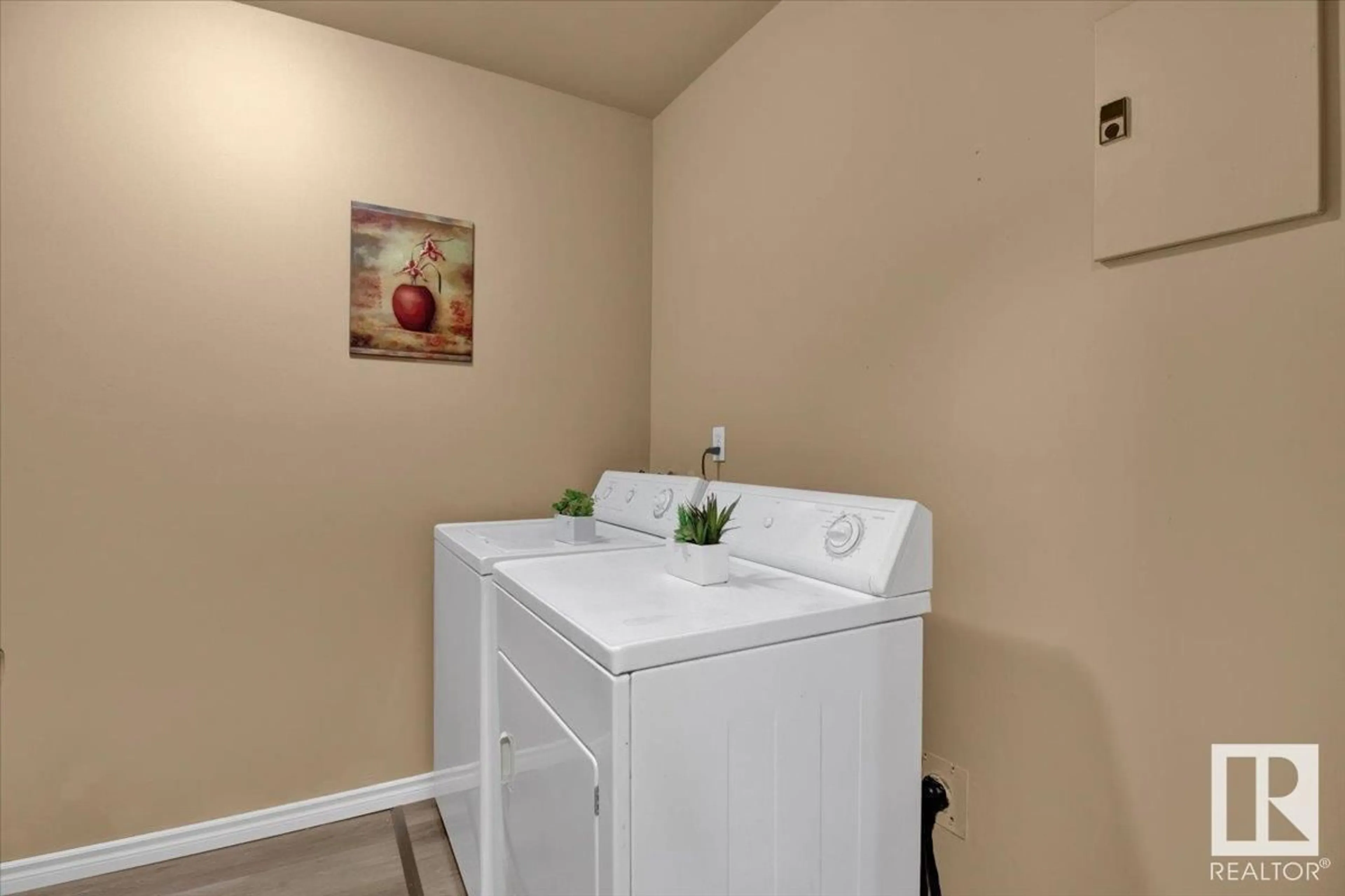 Laundry room for 500 - 2908 116A AV, Edmonton Alberta T5W4R7
