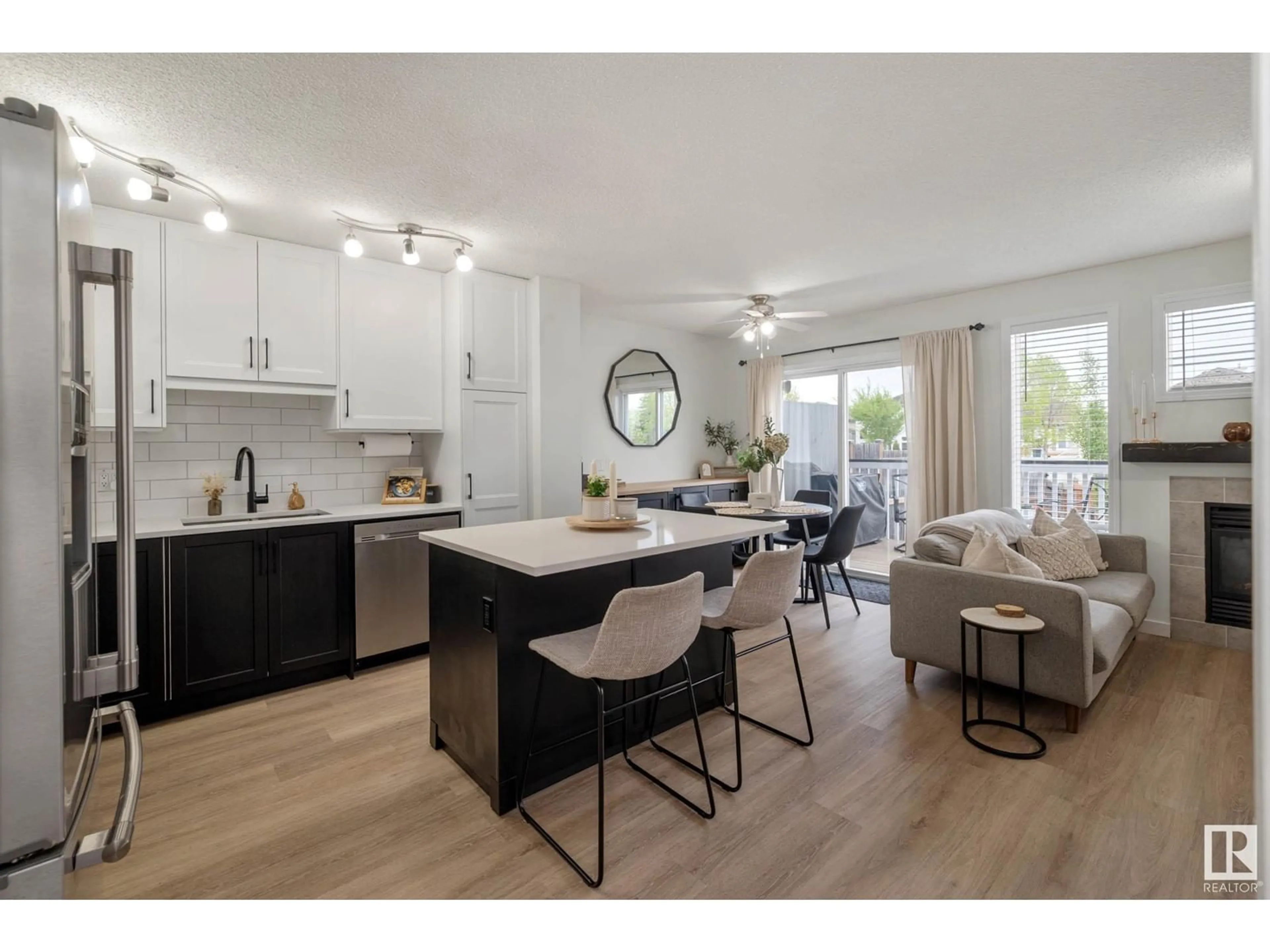 Open concept kitchen, wood/laminate floor for NW - 408 HUDSON CO, Edmonton Alberta T6V1S7