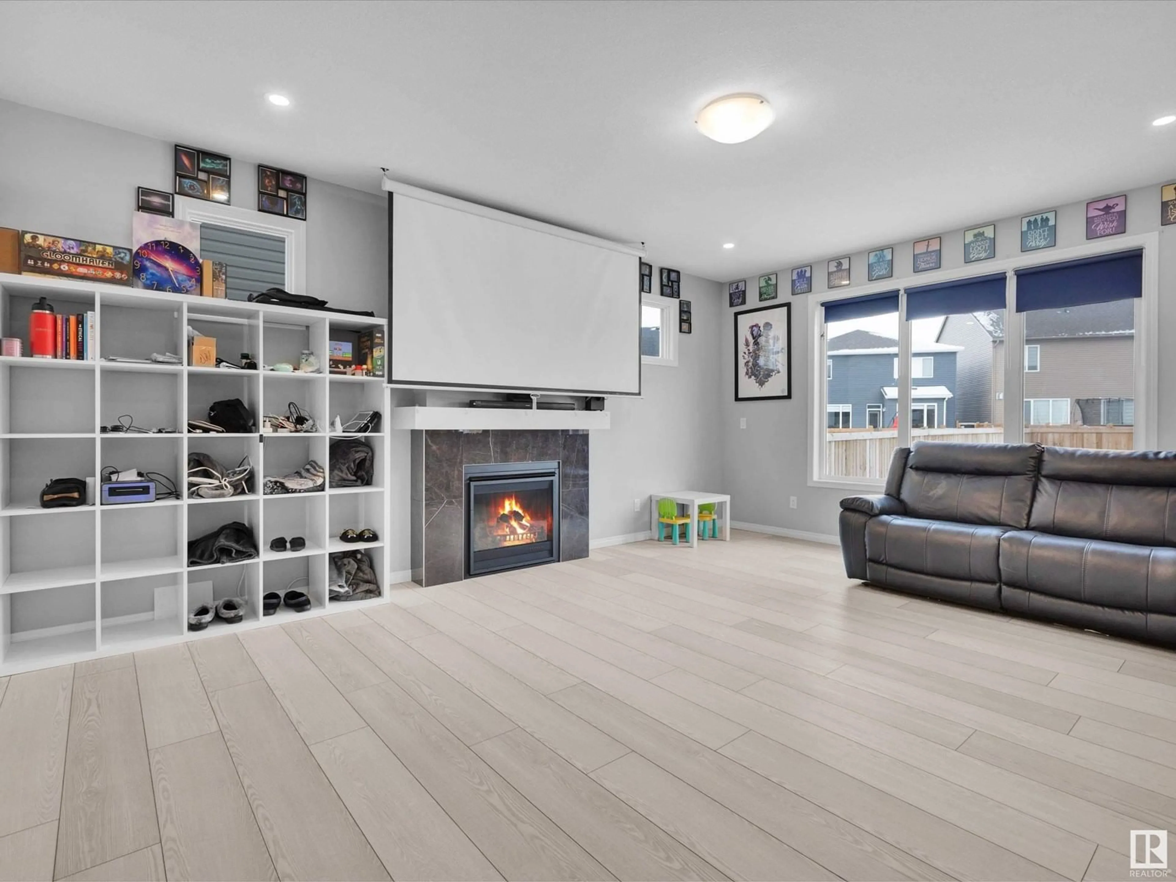 Living room with furniture, unknown for 964 STILLWATER BV, Edmonton Alberta T6M1M7