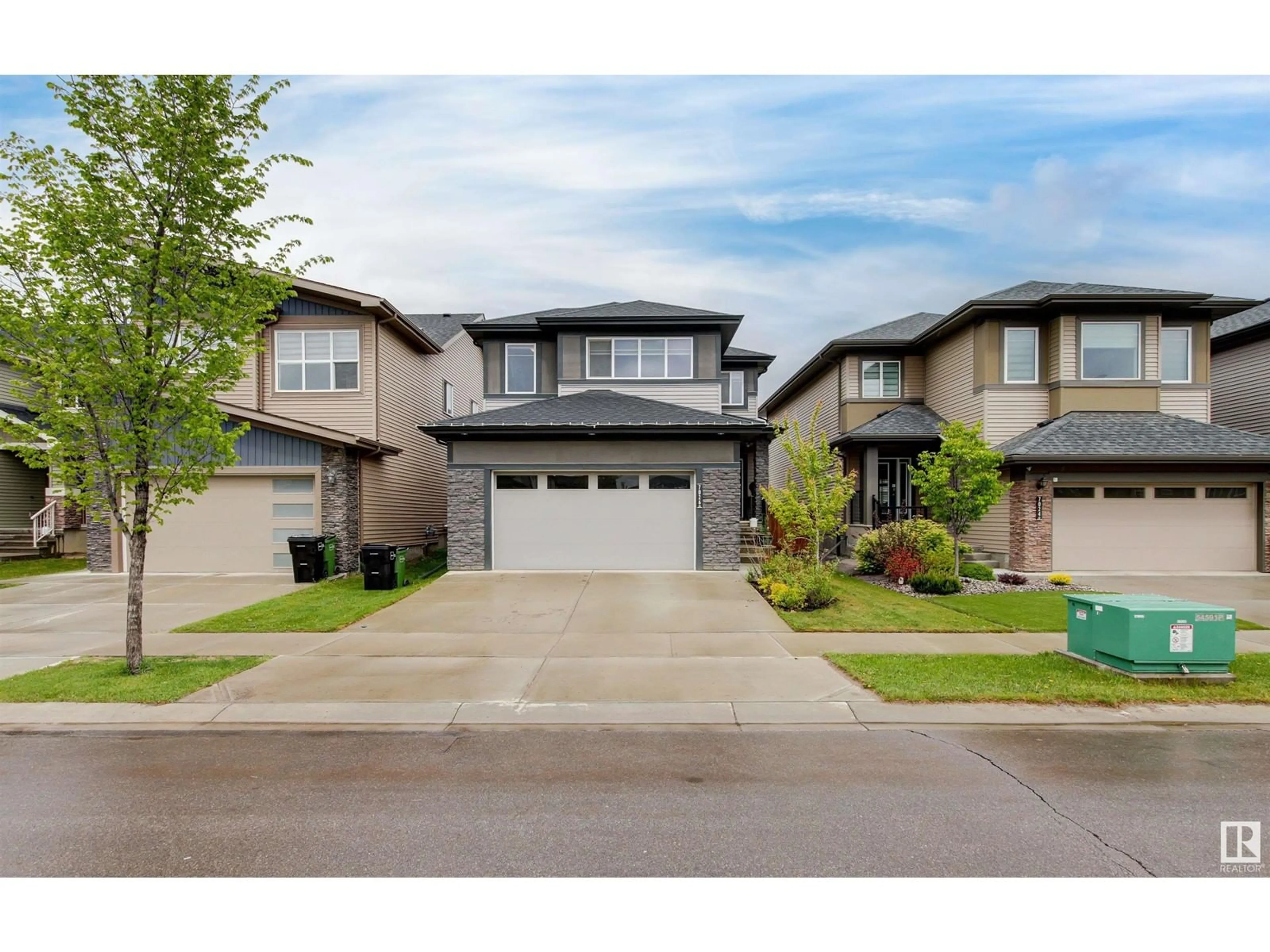 Unknown for 7026 CHIVERS LO, Edmonton Alberta T6W3Y7