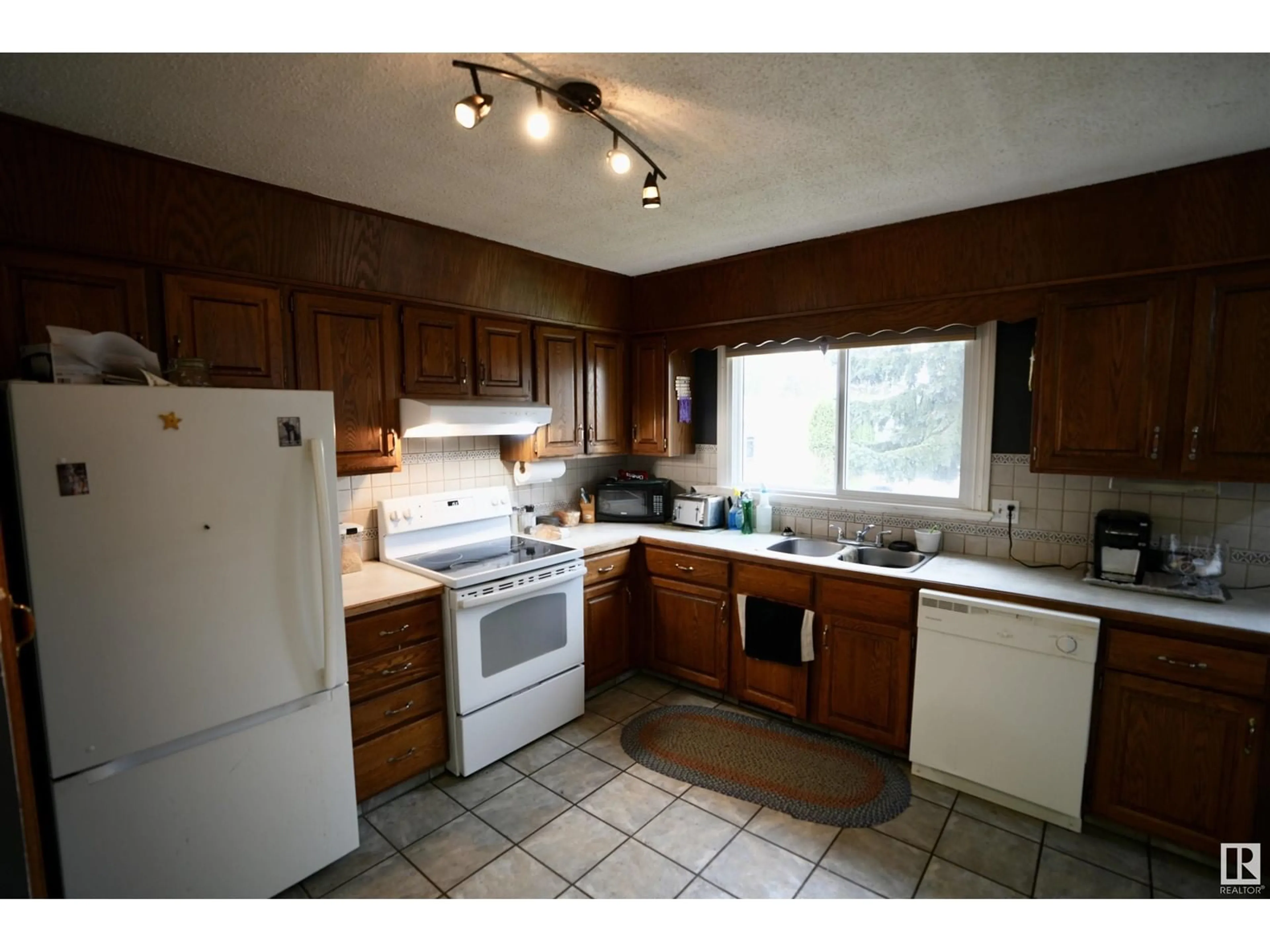 Standard kitchen, unknown for 5114 56A AV, Elk Point Alberta T0A1A0